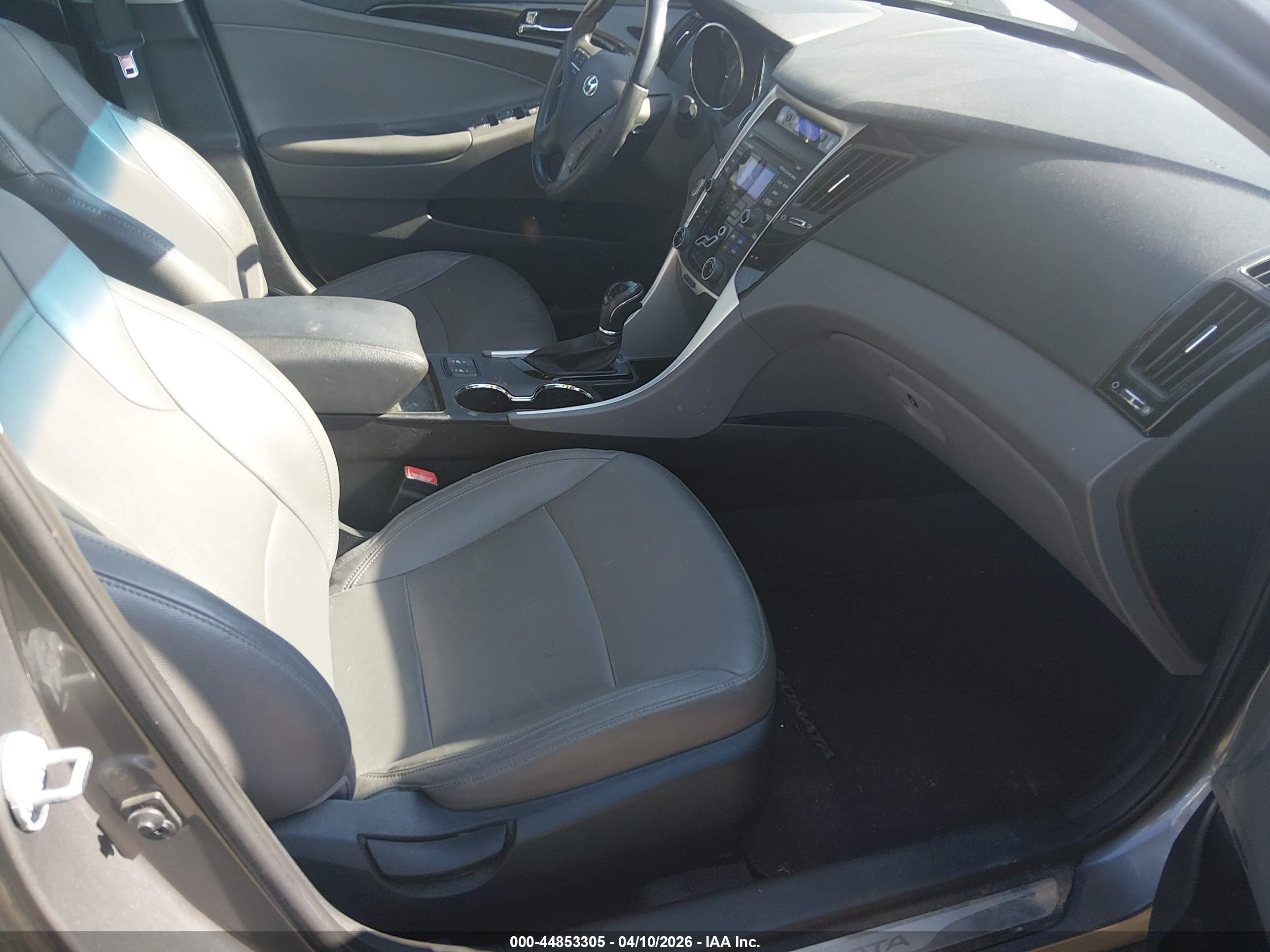 HYUNDAI SONATA image 5