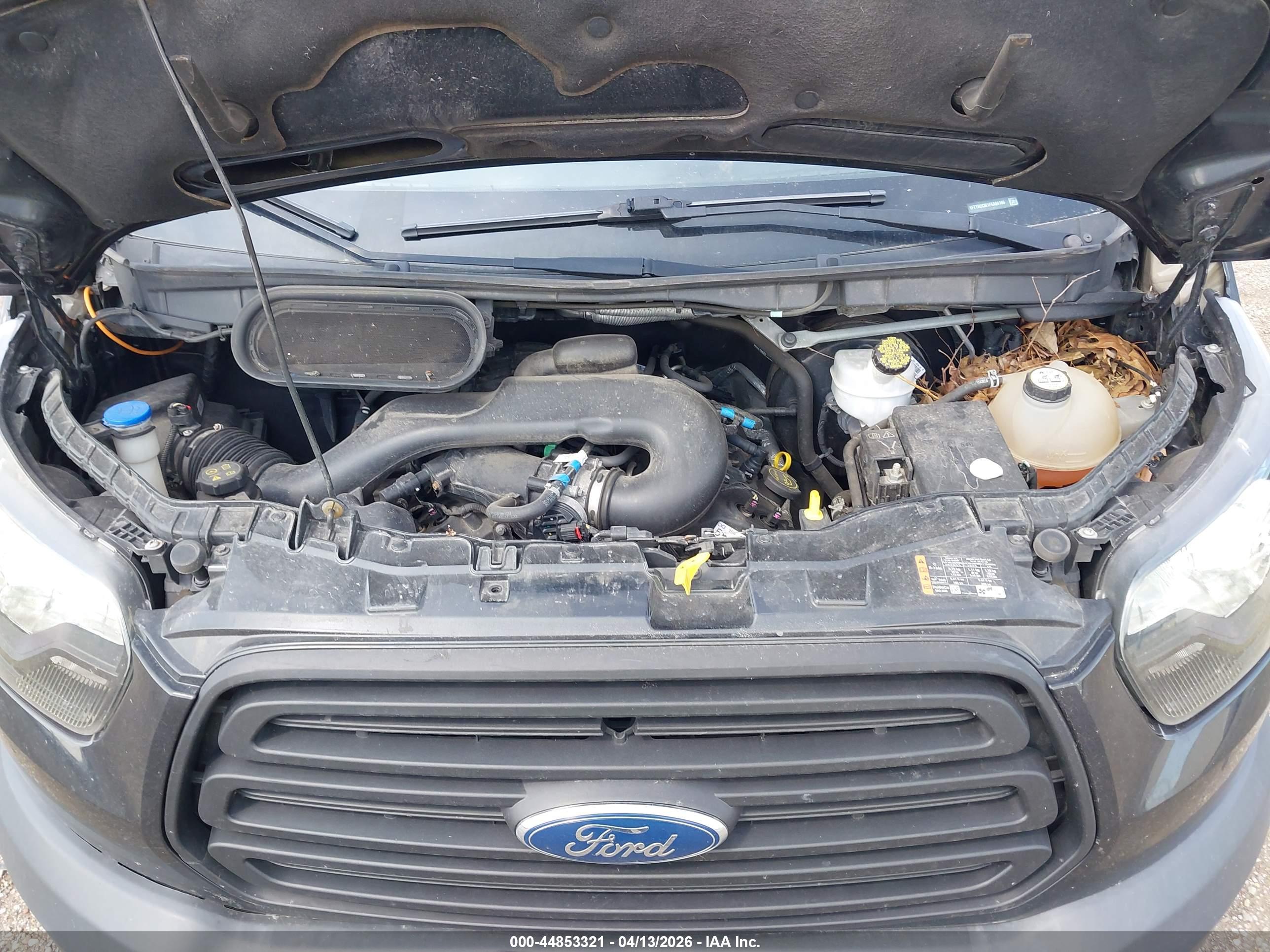 FORD TRANSIT-250 image 10