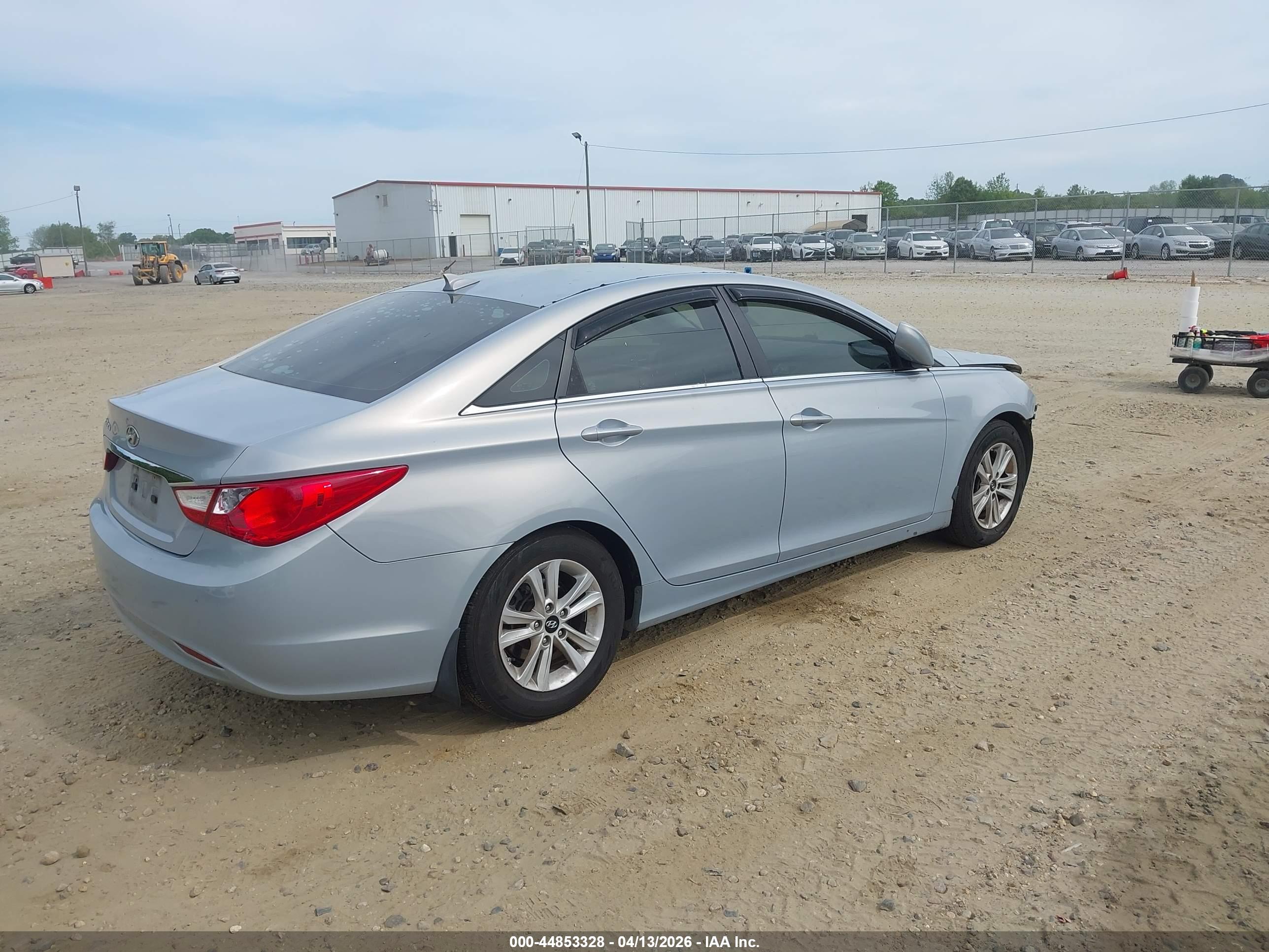 HYUNDAI SONATA image 4