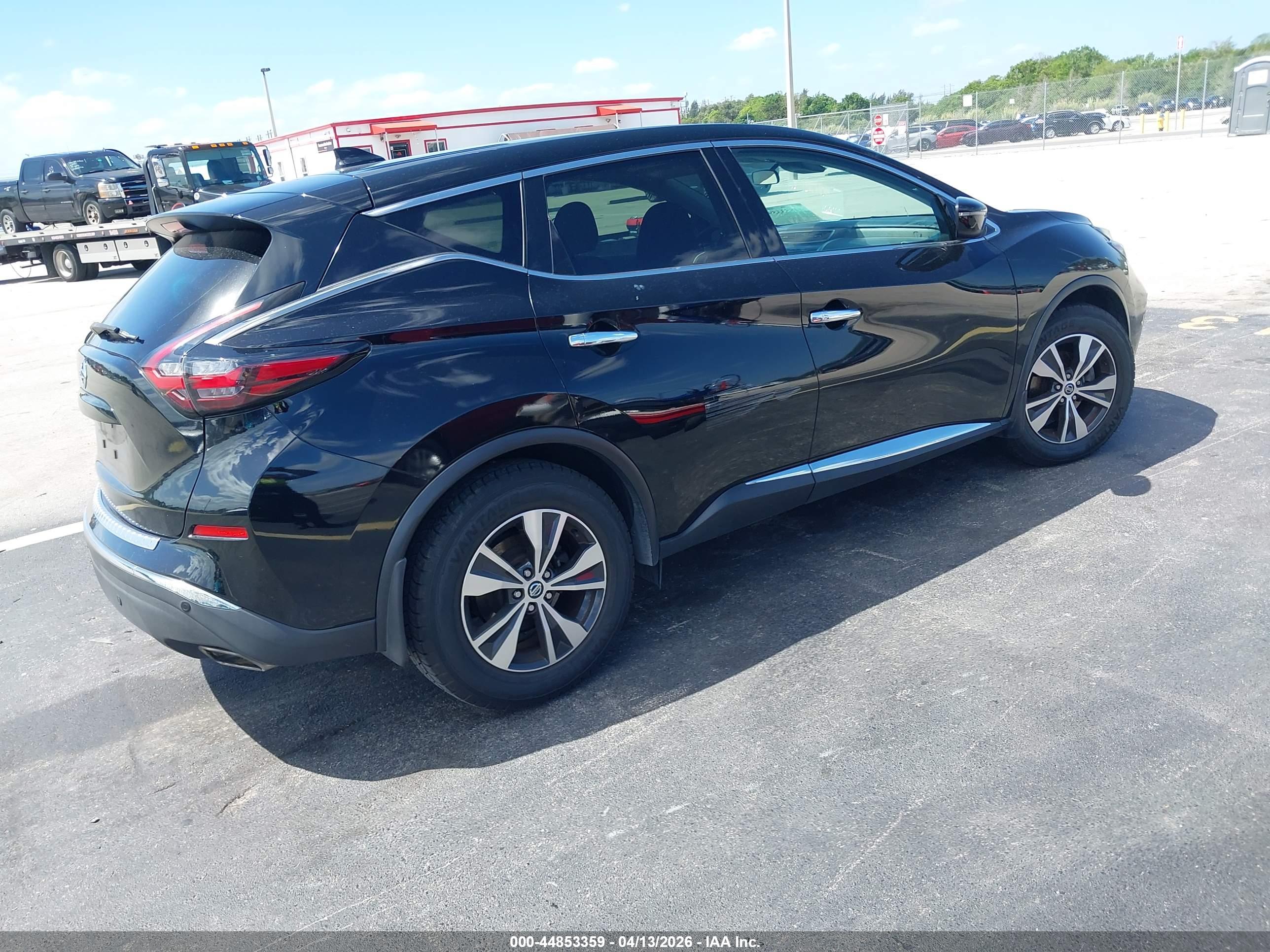 NISSAN MURANO image 4
