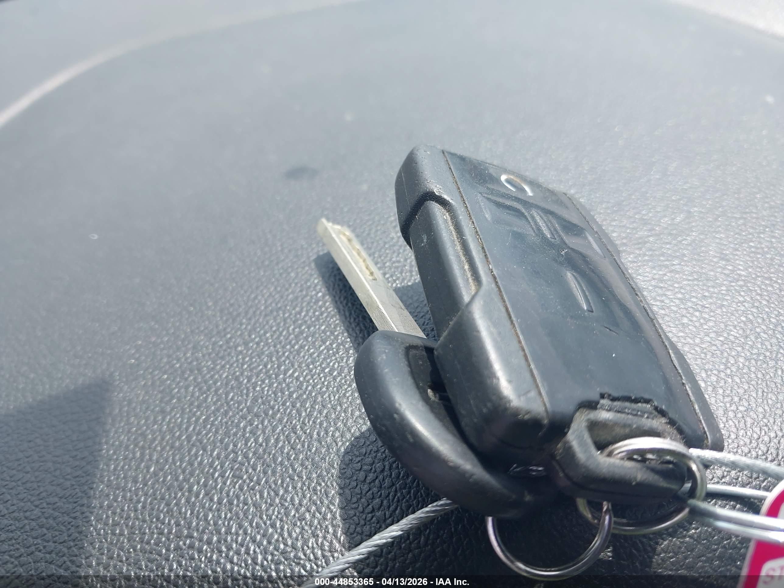 CHEVROLET SILVERADO image 11