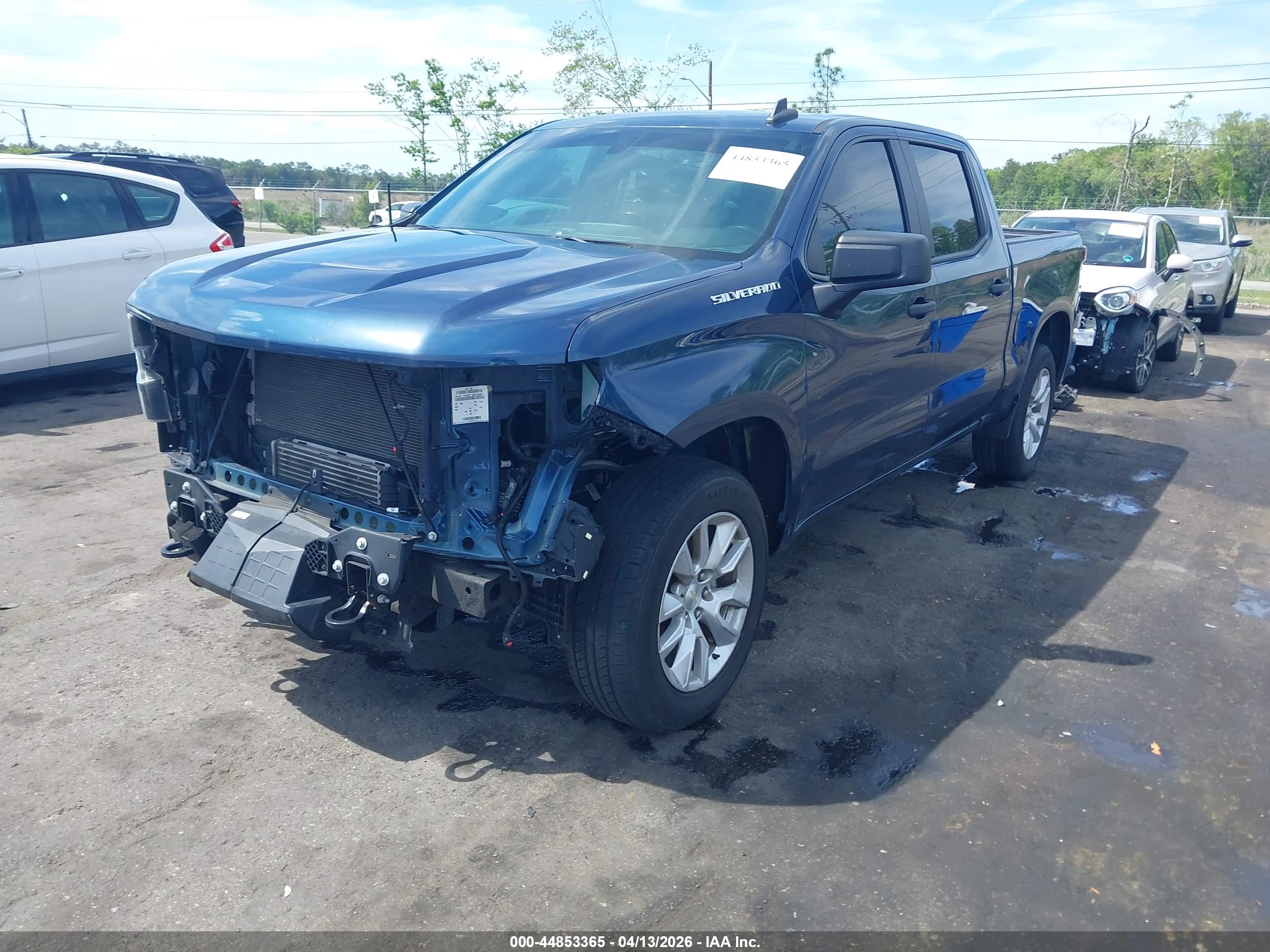 CHEVROLET SILVERADO image 2