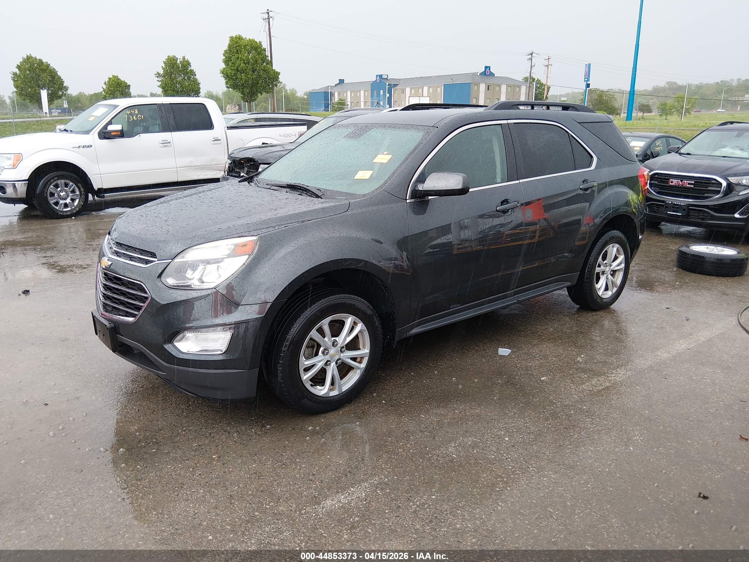 CHEVROLET EQUINOX image 2