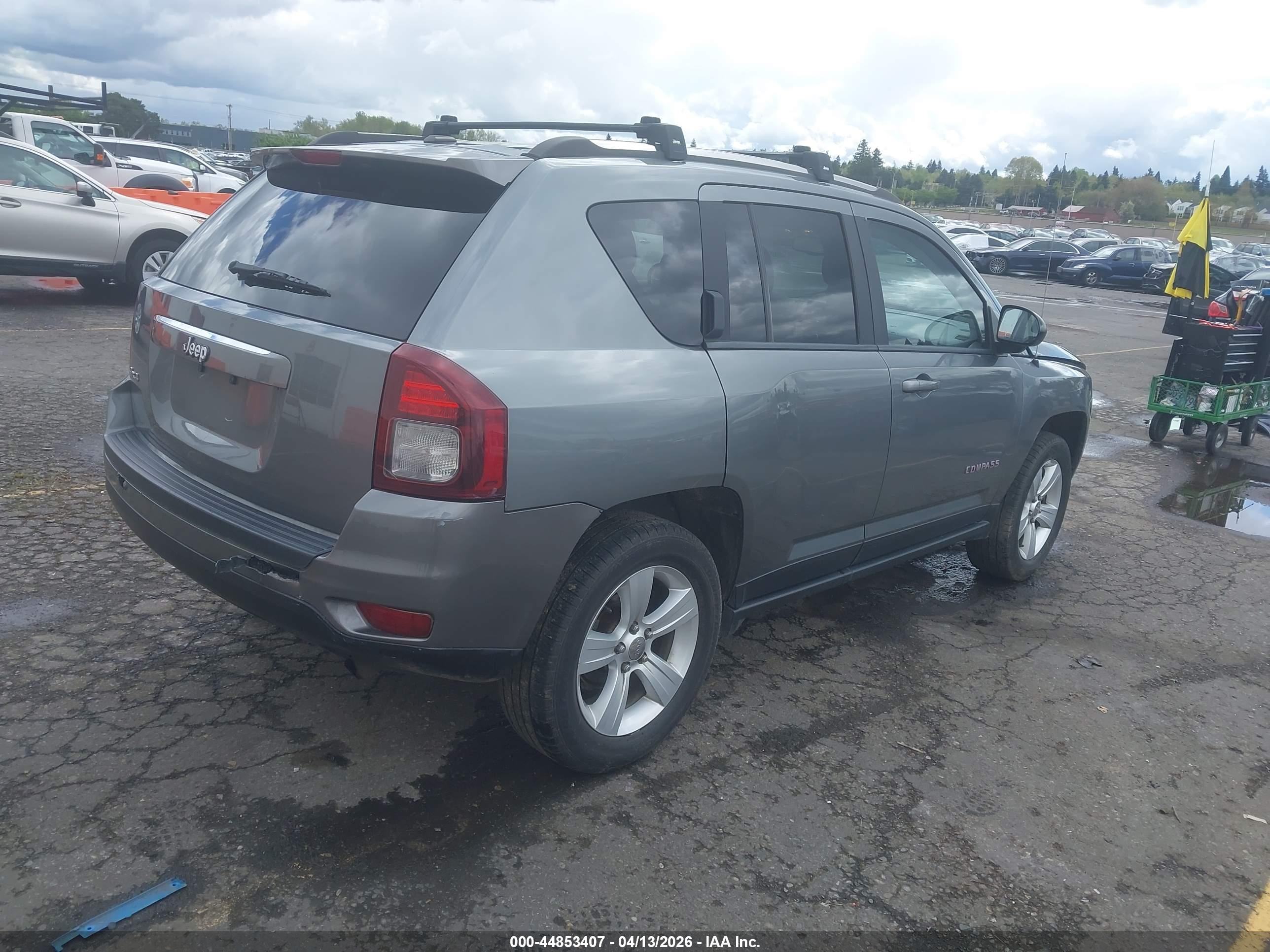 JEEP COMPASS image 4