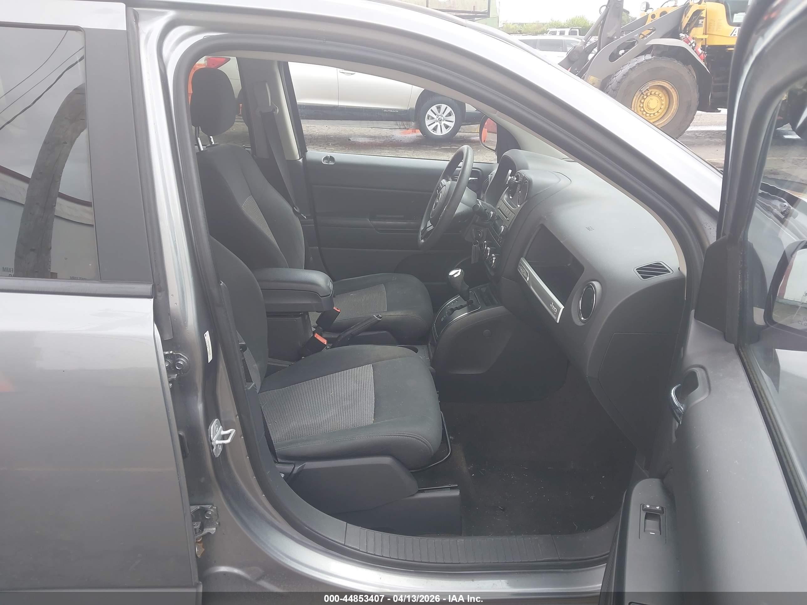 JEEP COMPASS image 5