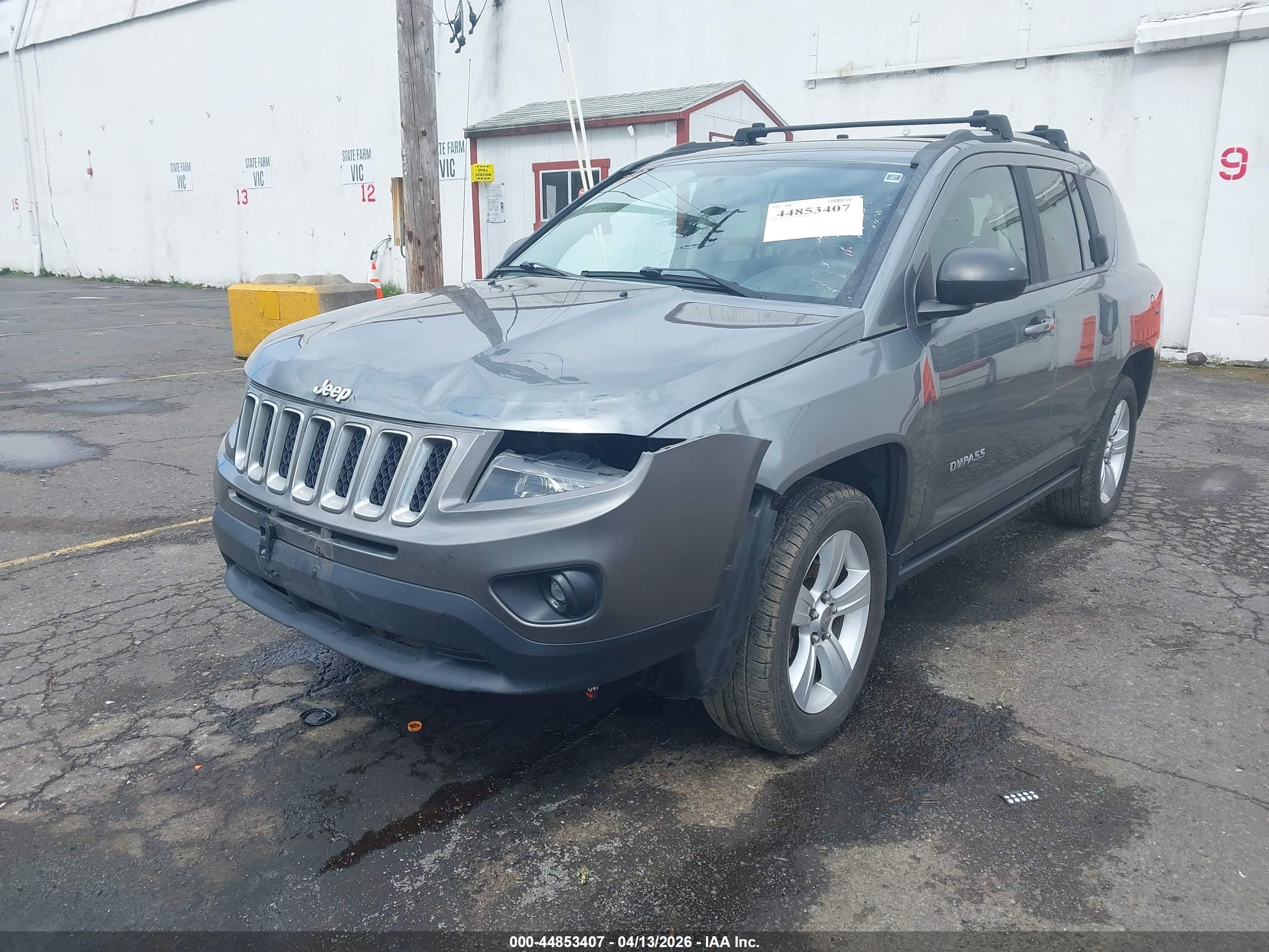 JEEP COMPASS image 6