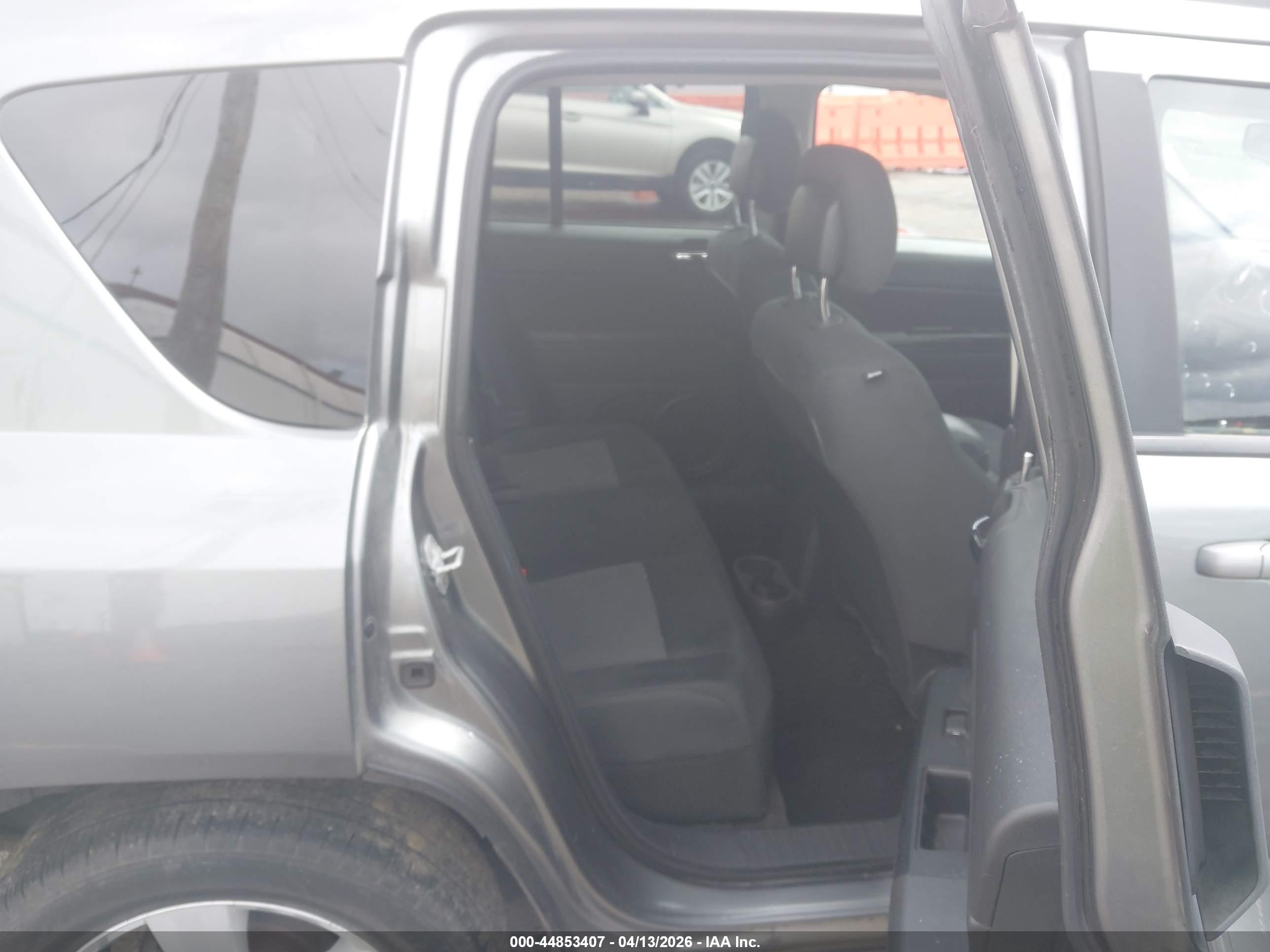 JEEP COMPASS image 8