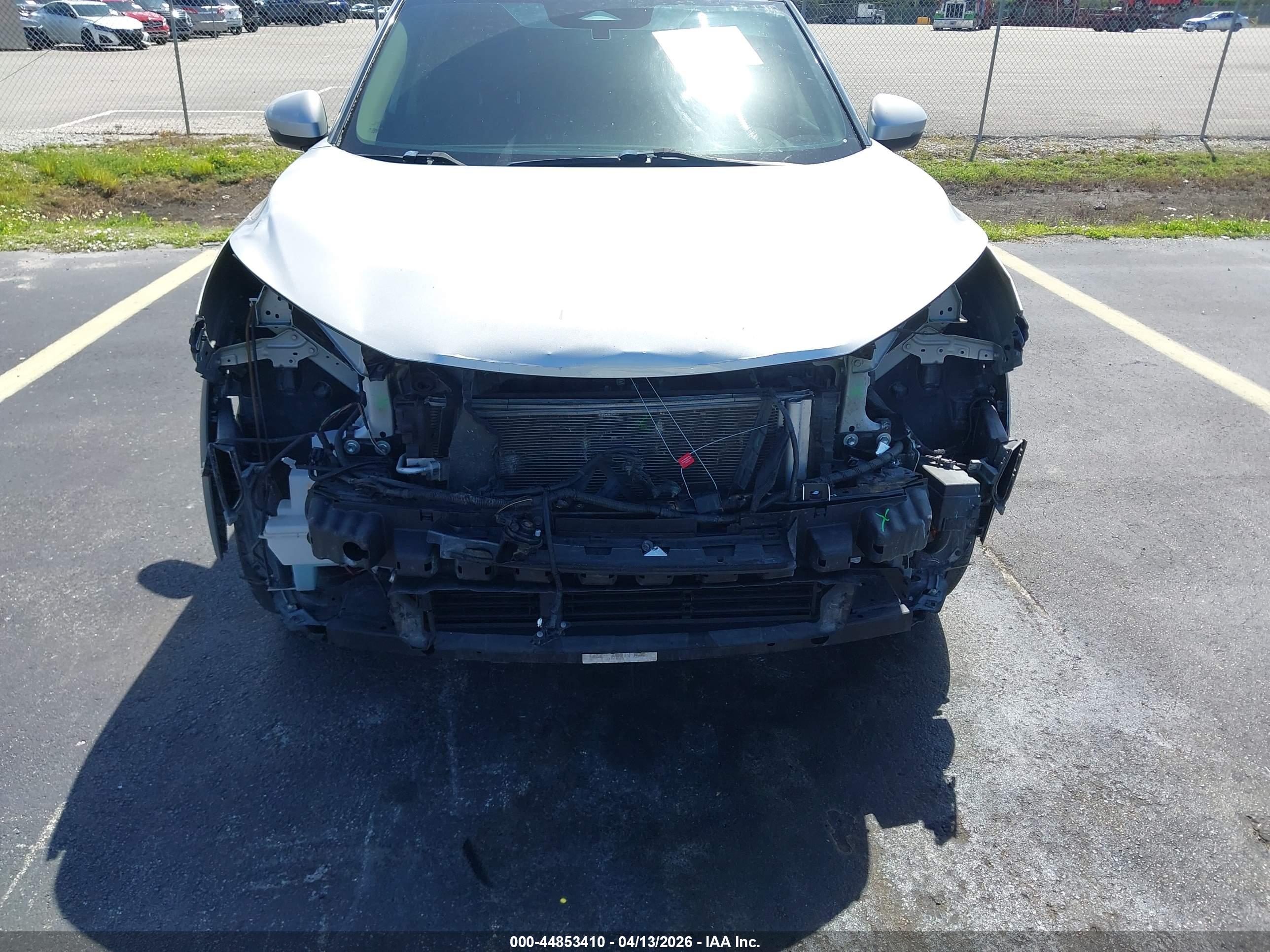 NISSAN ROGUE image 6