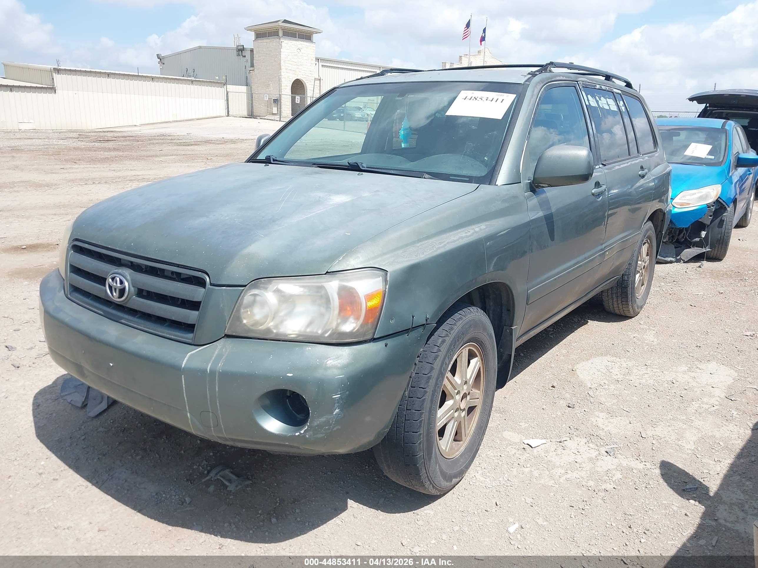 TOYOTA HIGHLANDER image 2