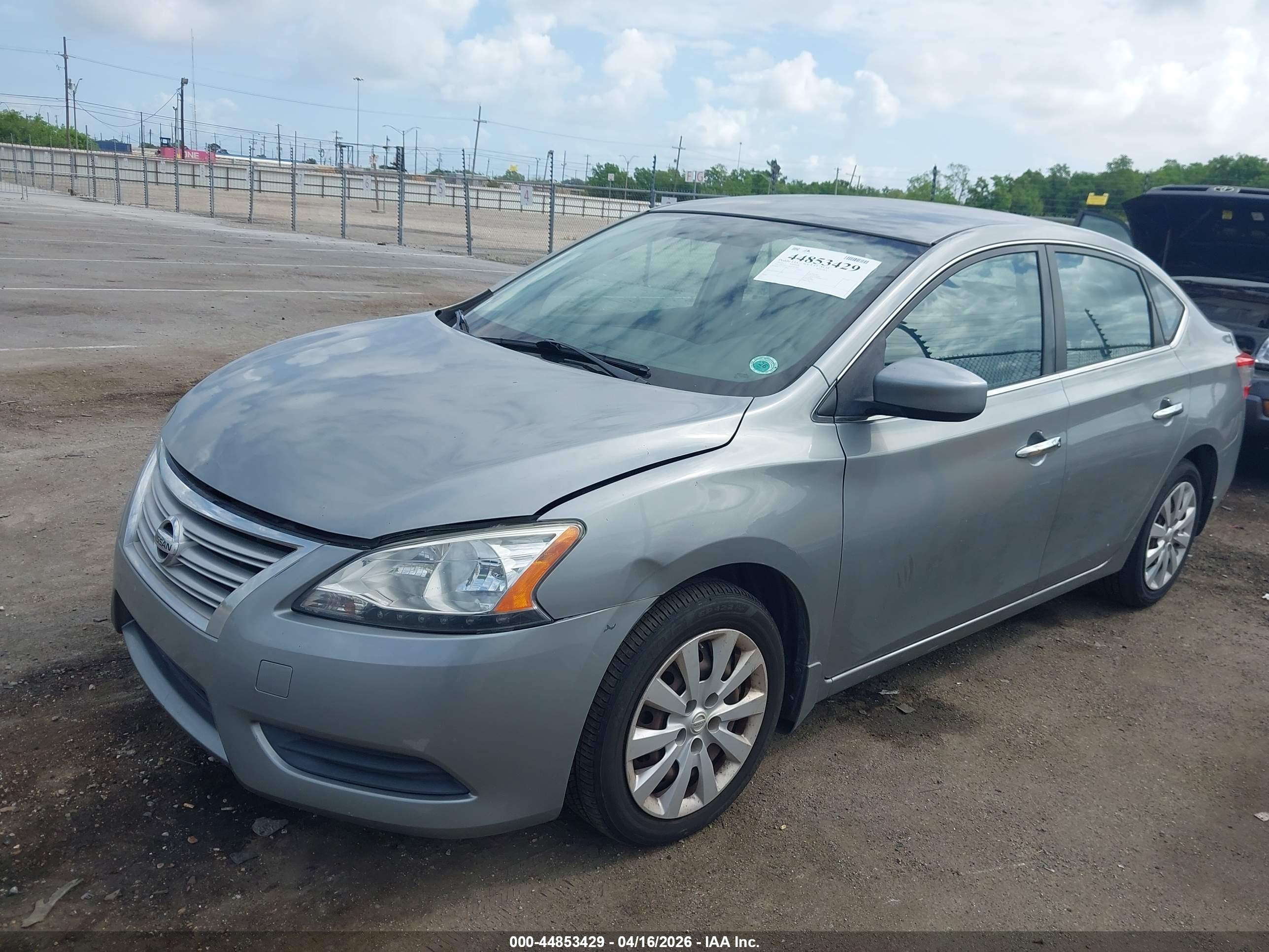 NISSAN SENTRA image 6