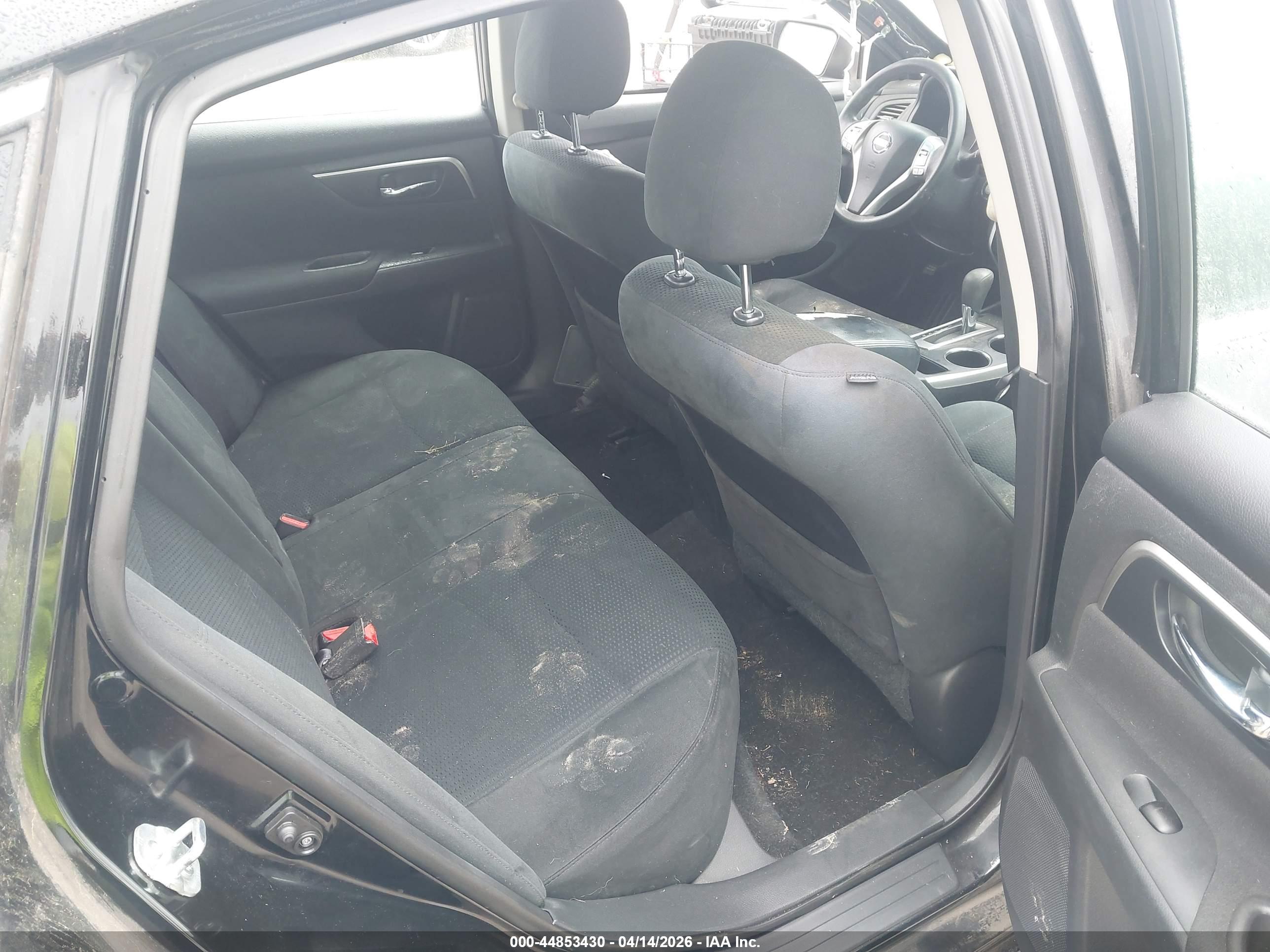 NISSAN ALTIMA image 8
