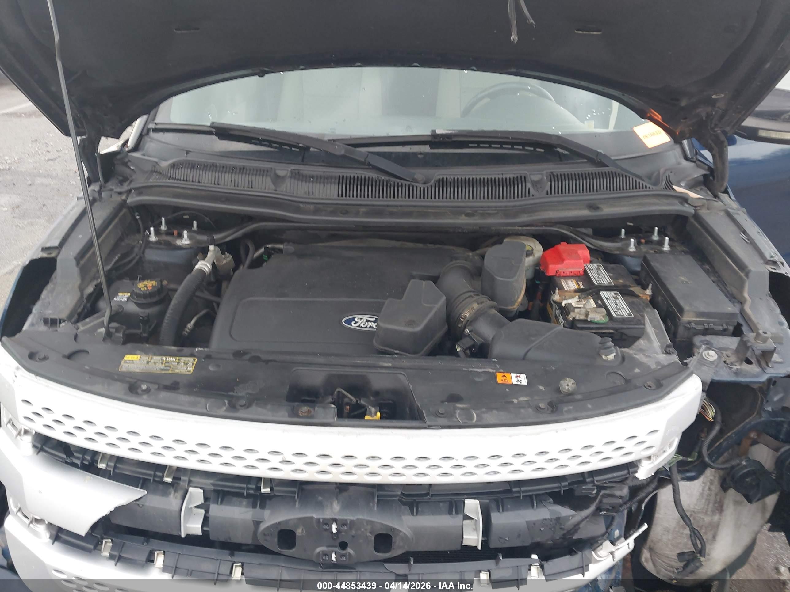 FORD EXPLORER image 10