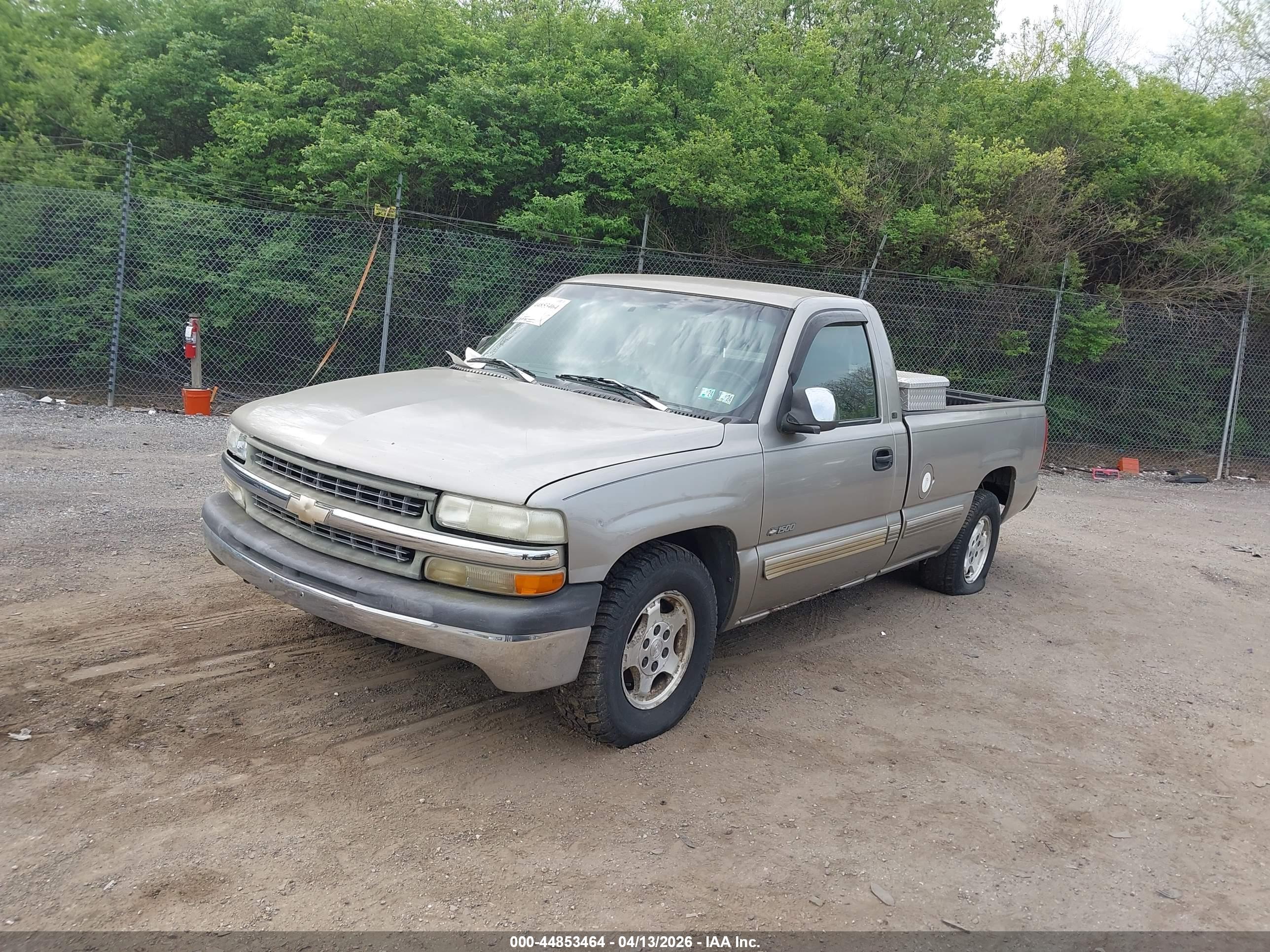 CHEVROLET SILVERADO image 2