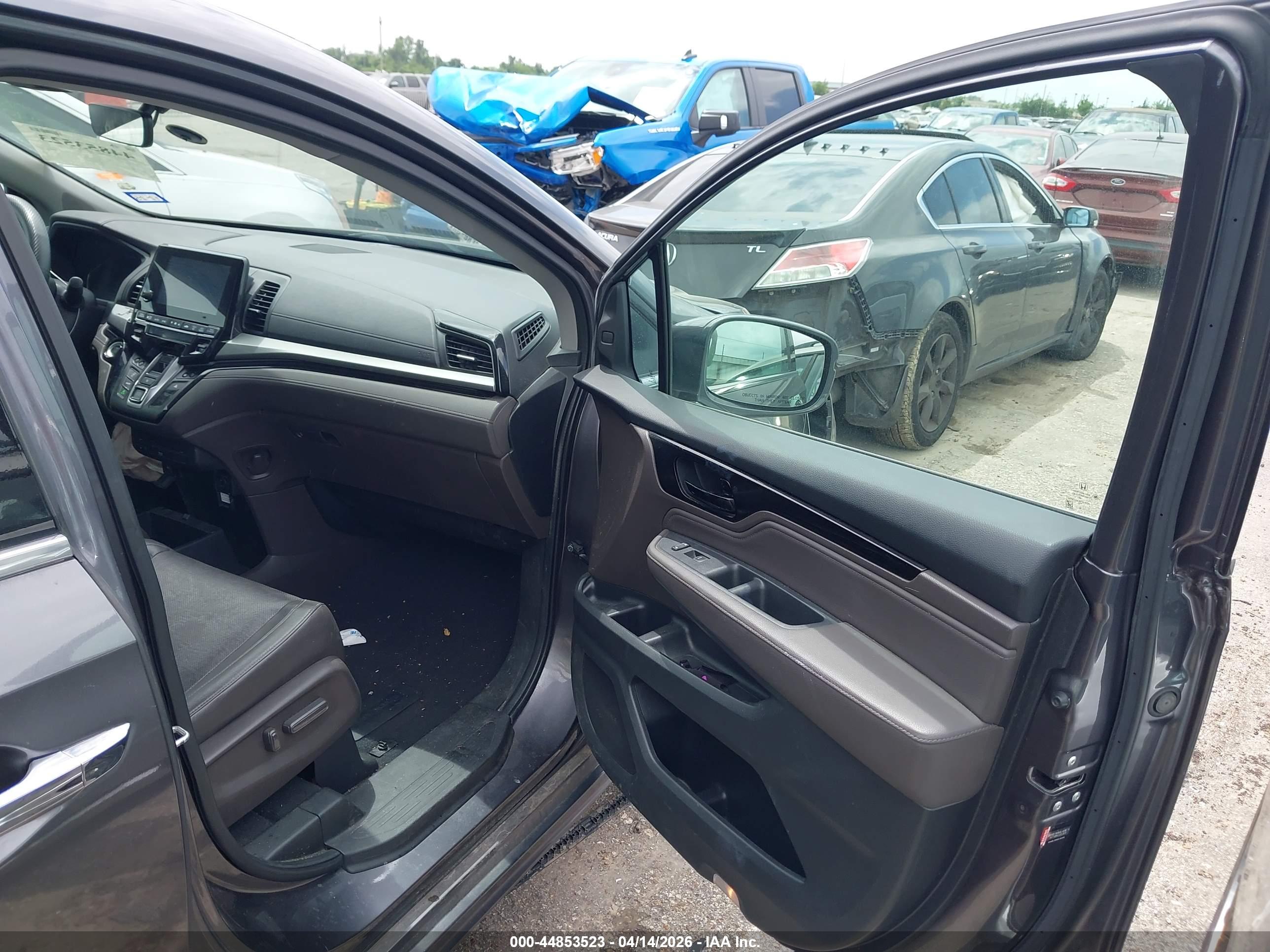 HONDA ODYSSEY image 5