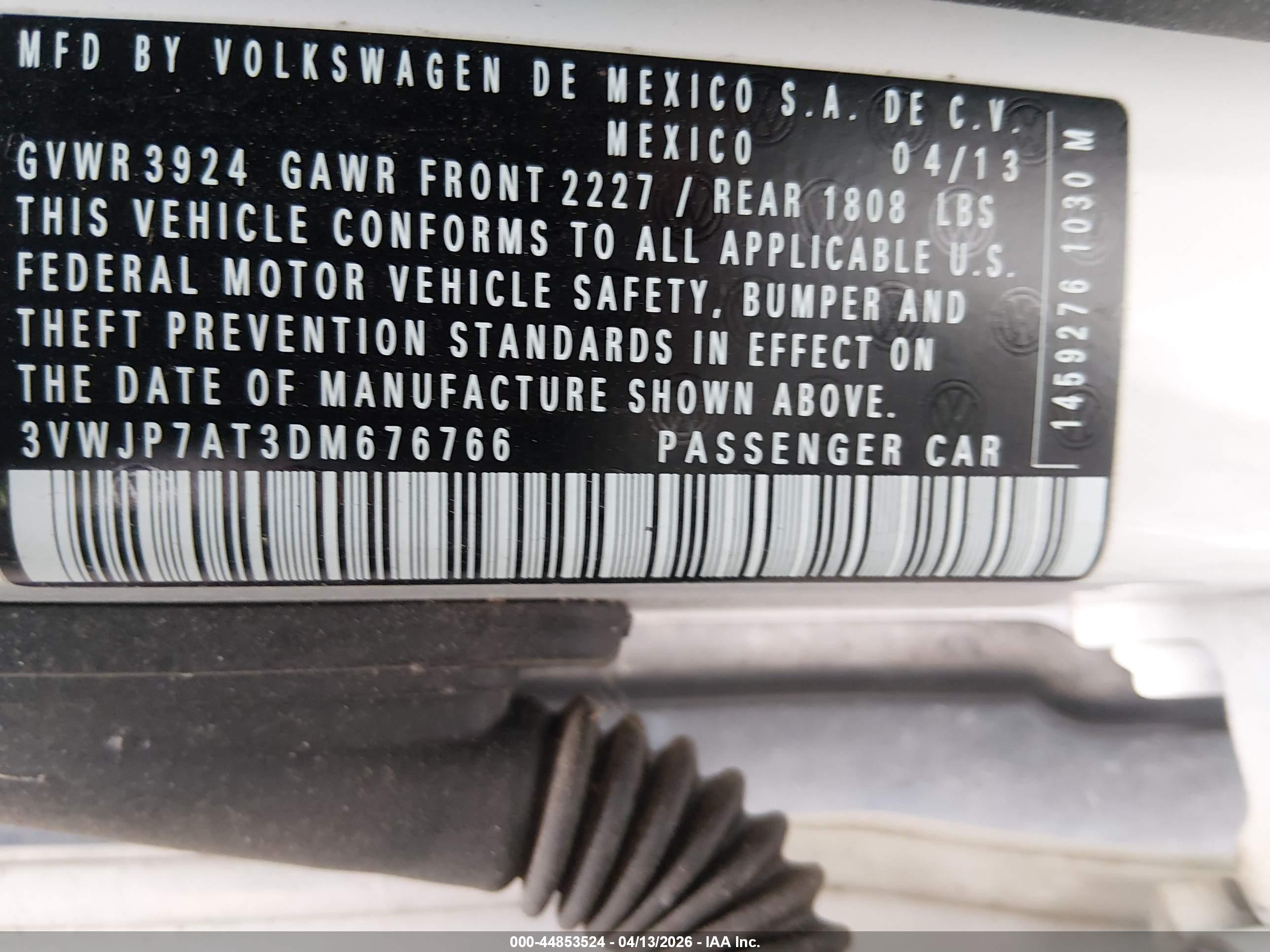 VOLKSWAGEN BEETLE image 9