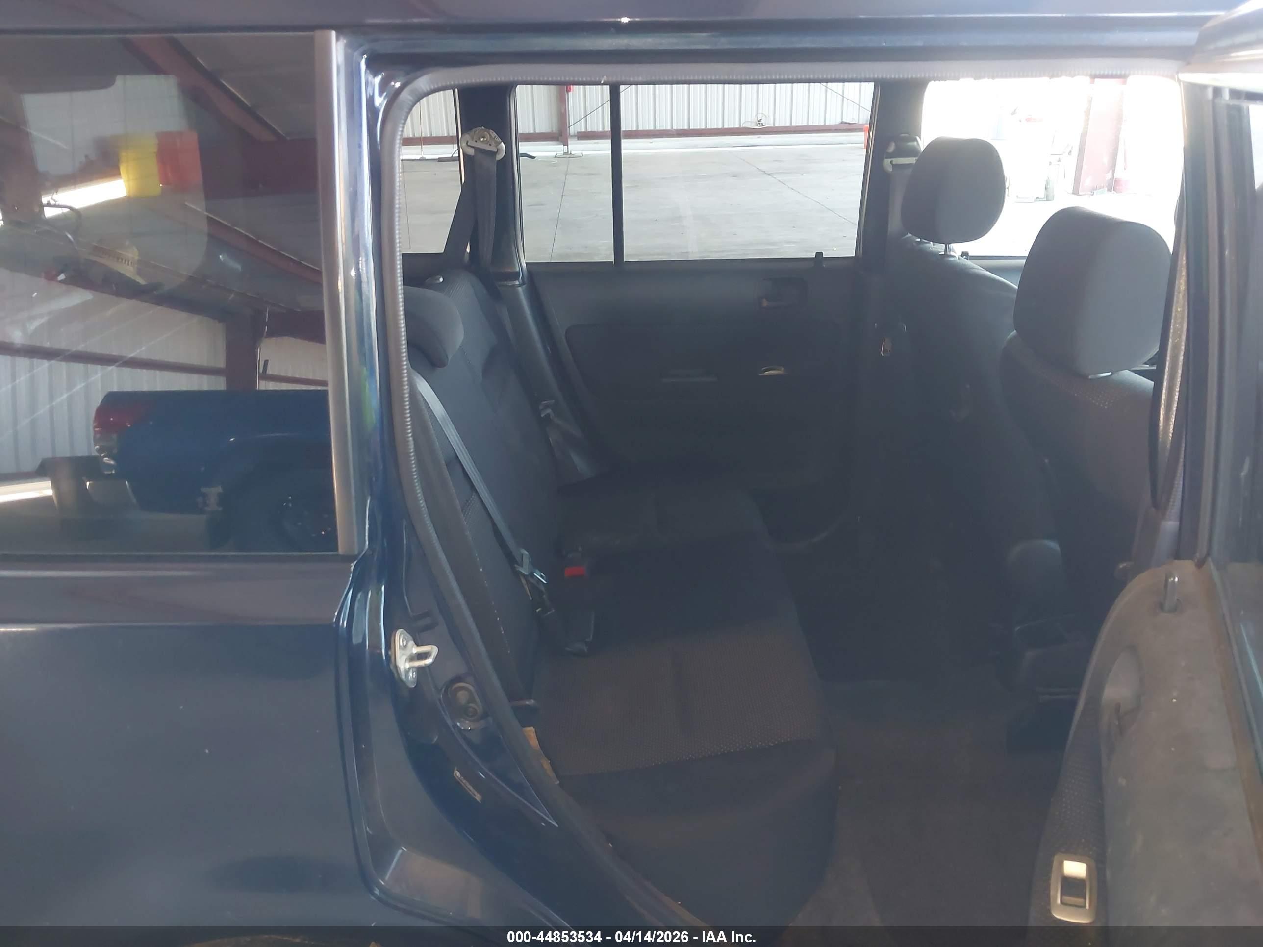 SCION XB image 8