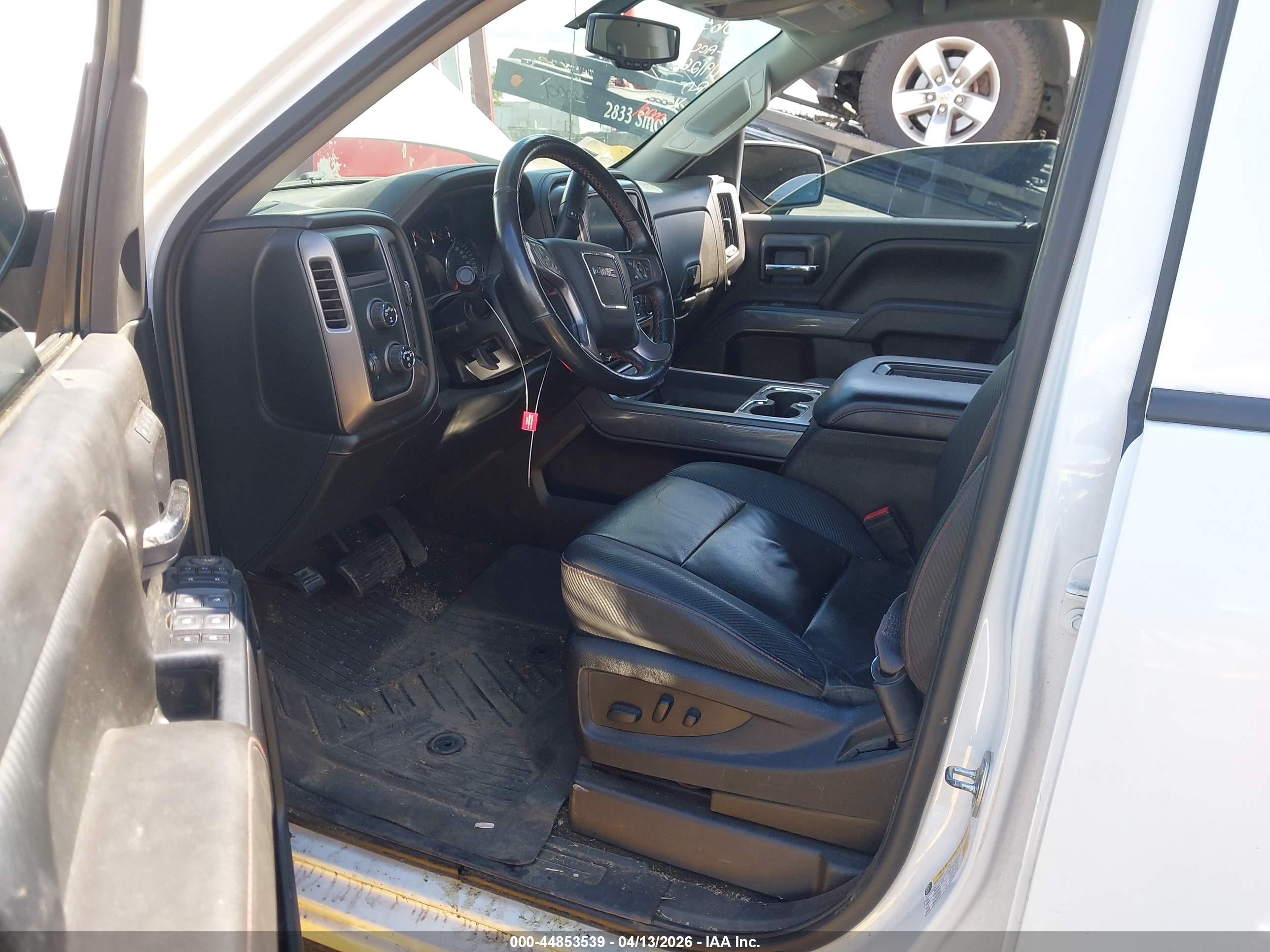 GMC SIERRA image 5