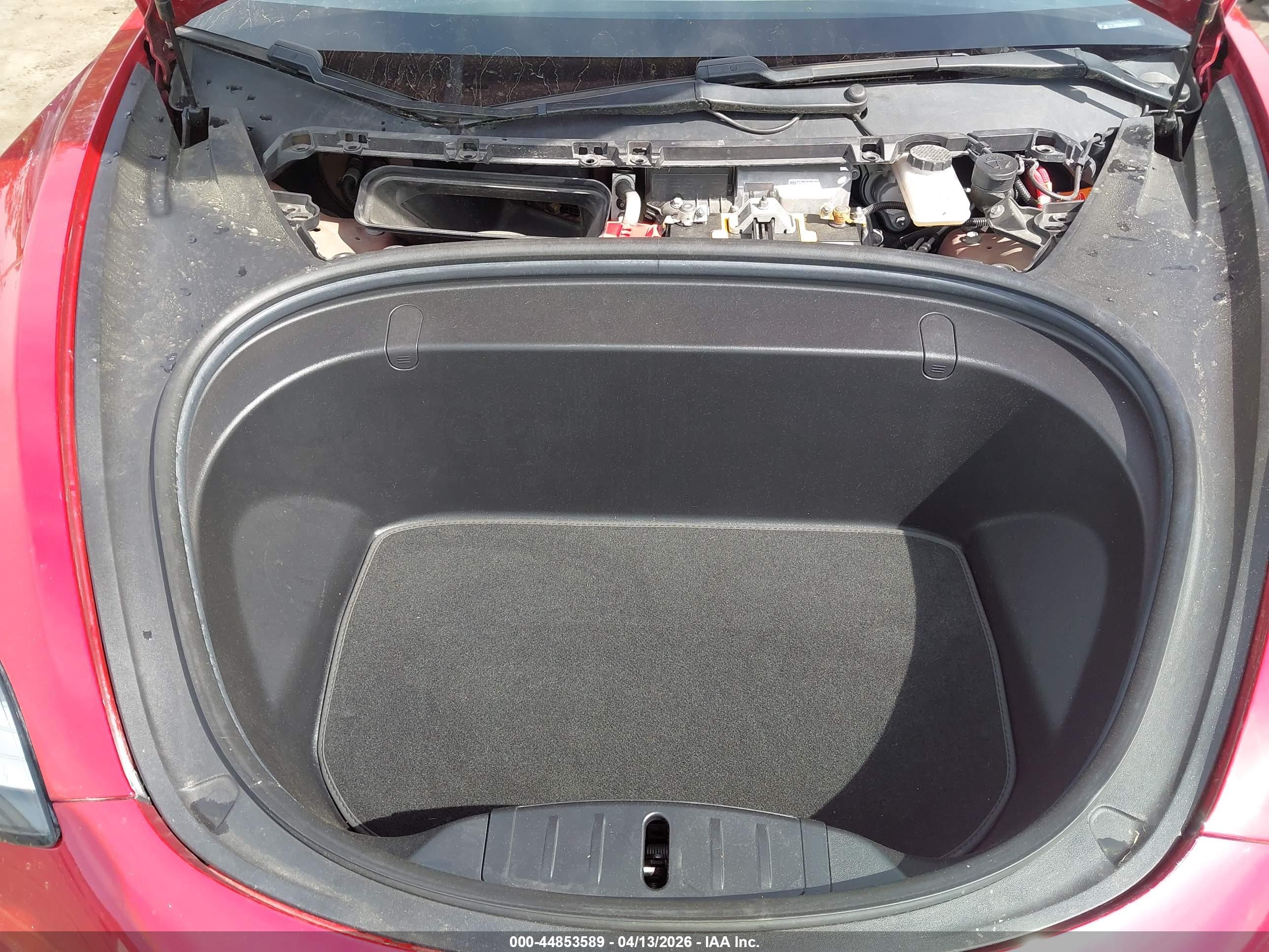 TESLA MODEL image 10