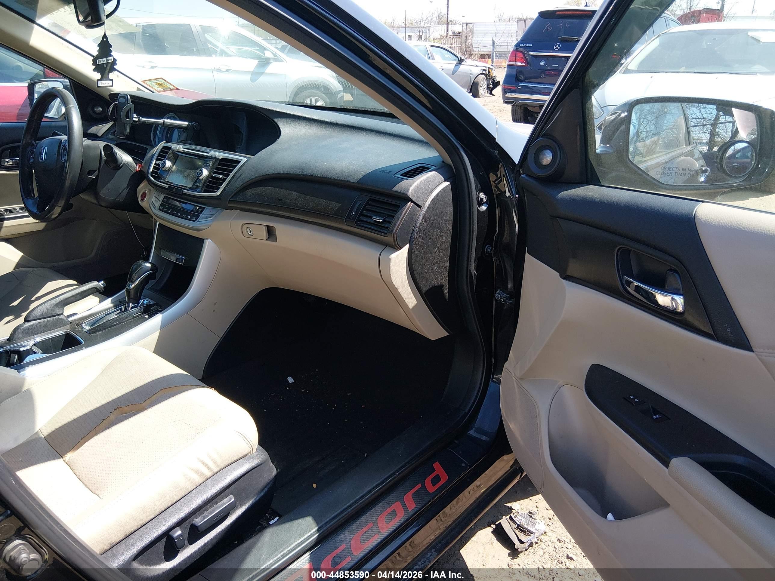 HONDA ACCORD image 5