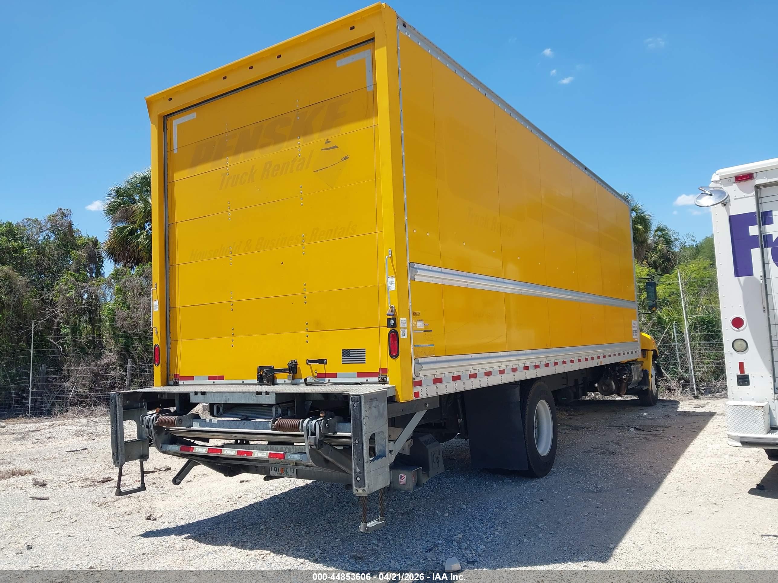 HINO 268/338 image 4