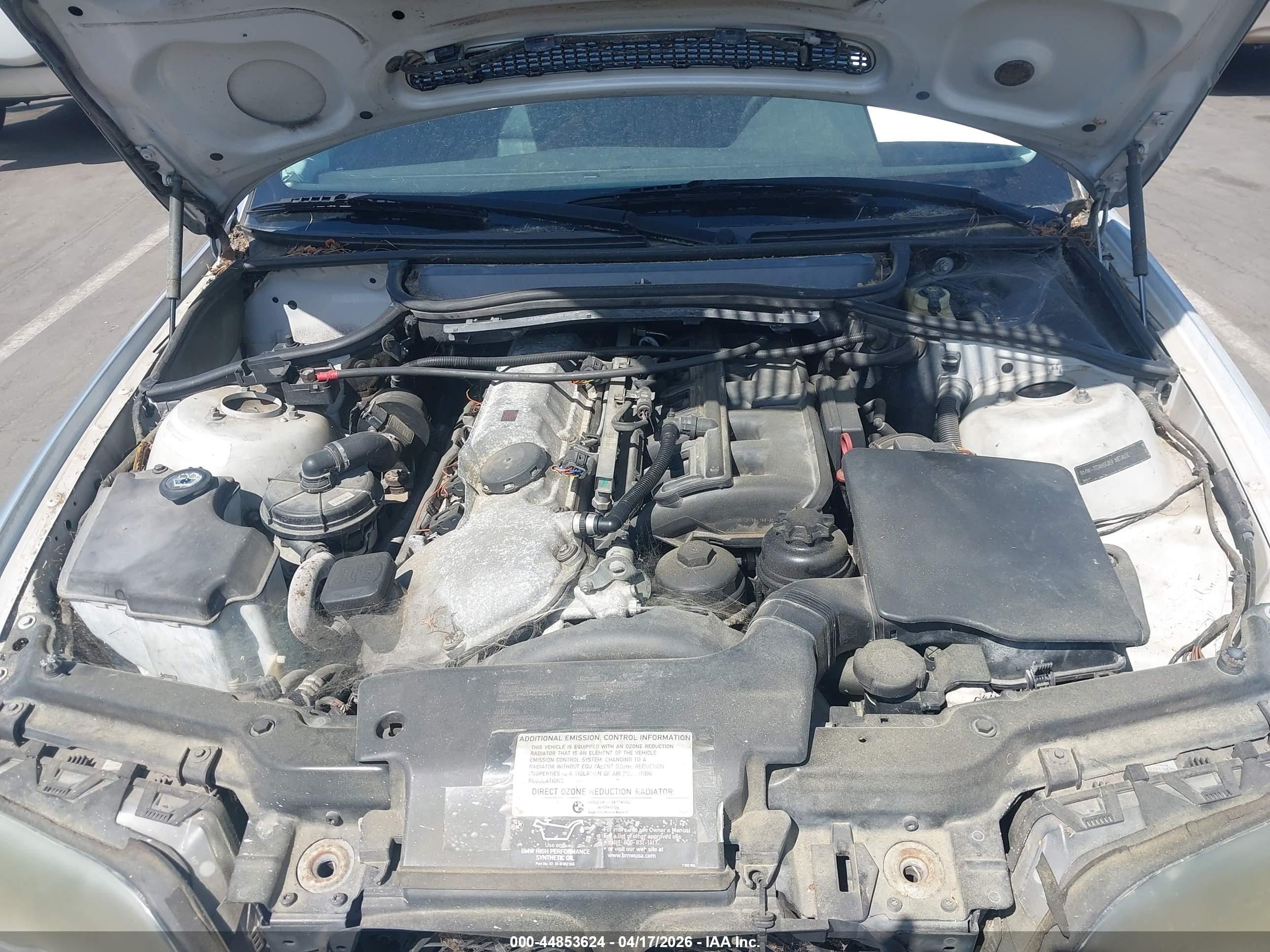 BMW 325I image 10