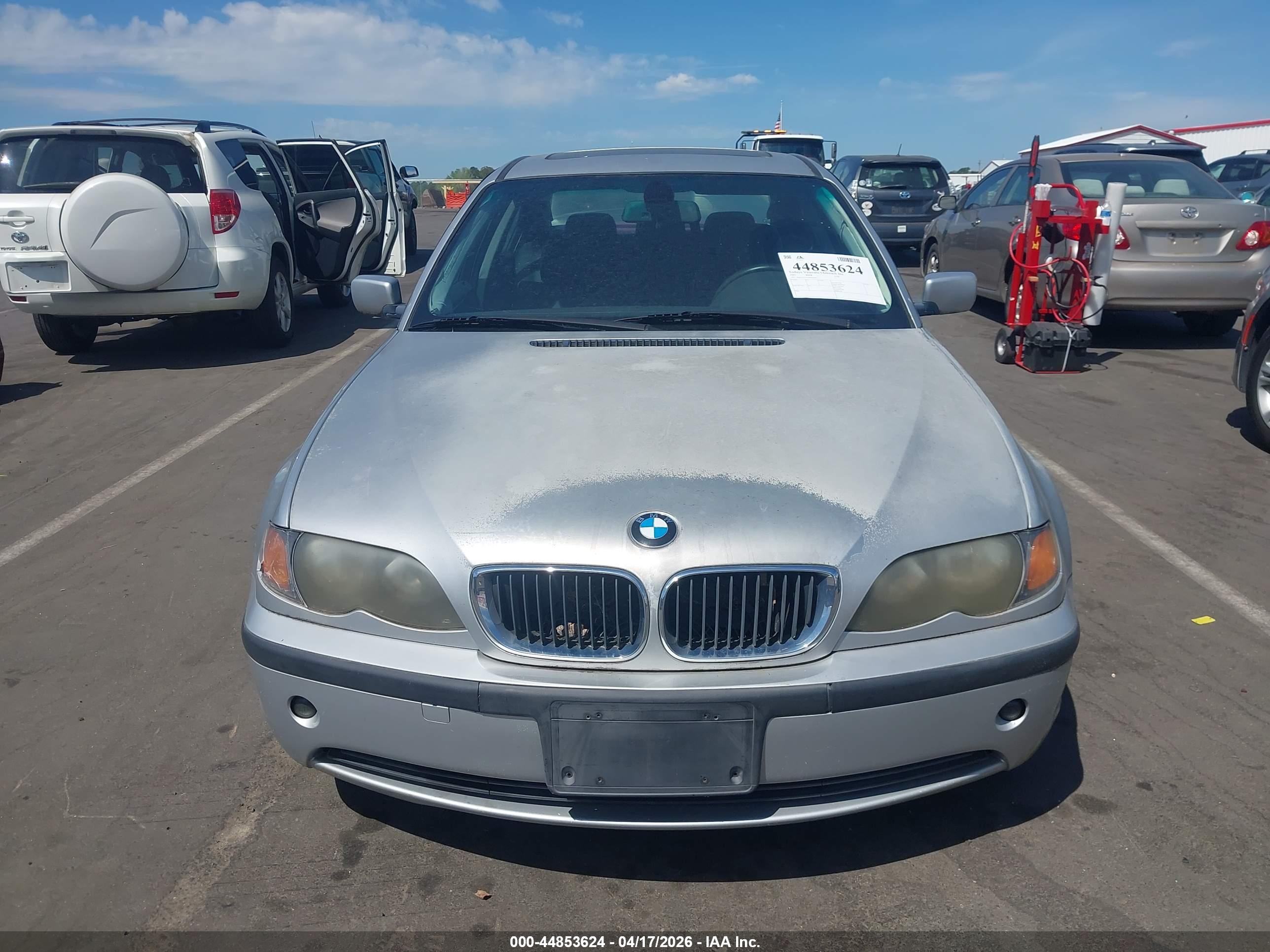 BMW 325I image 6