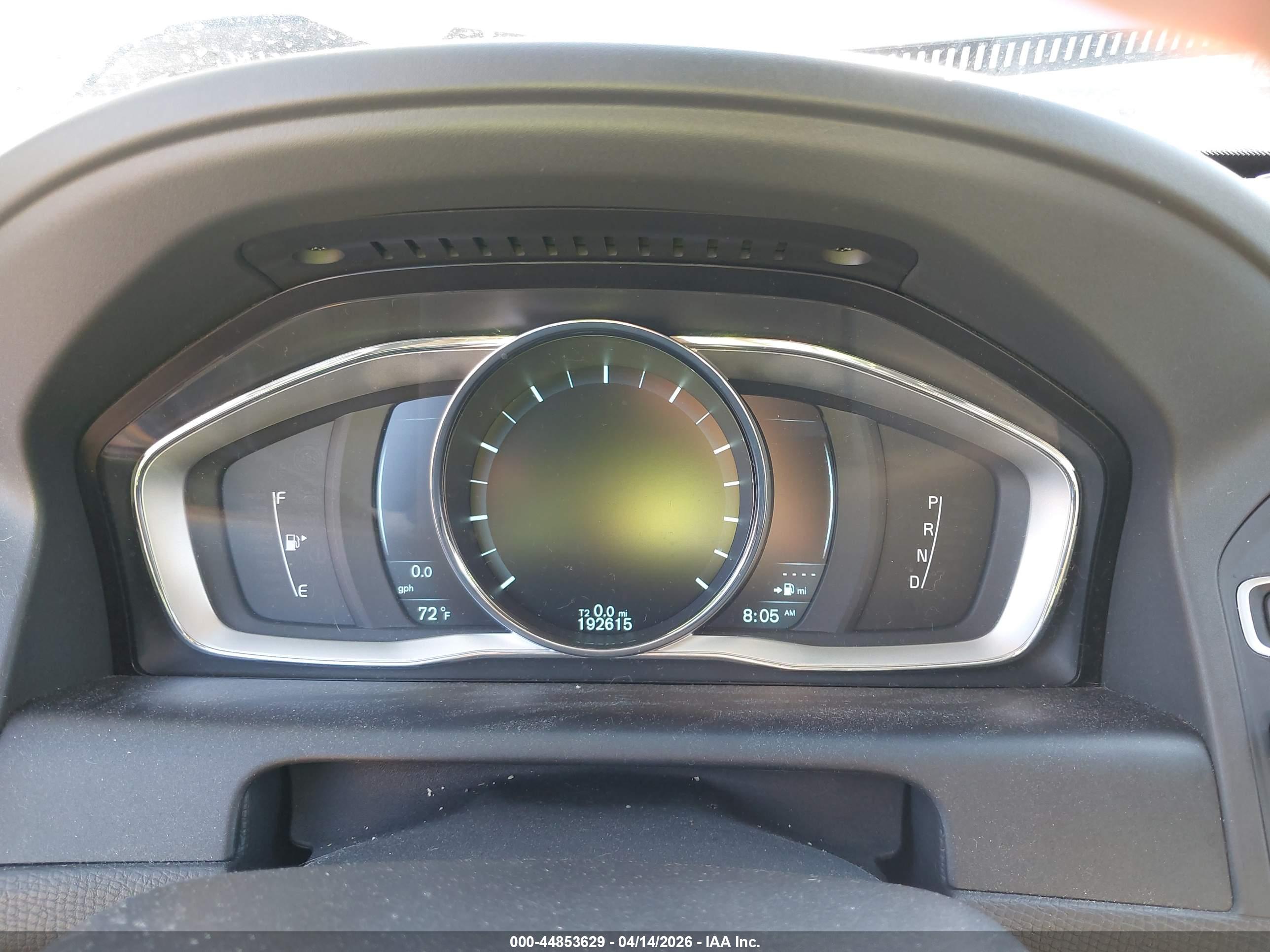 VOLVO XC60 image 7