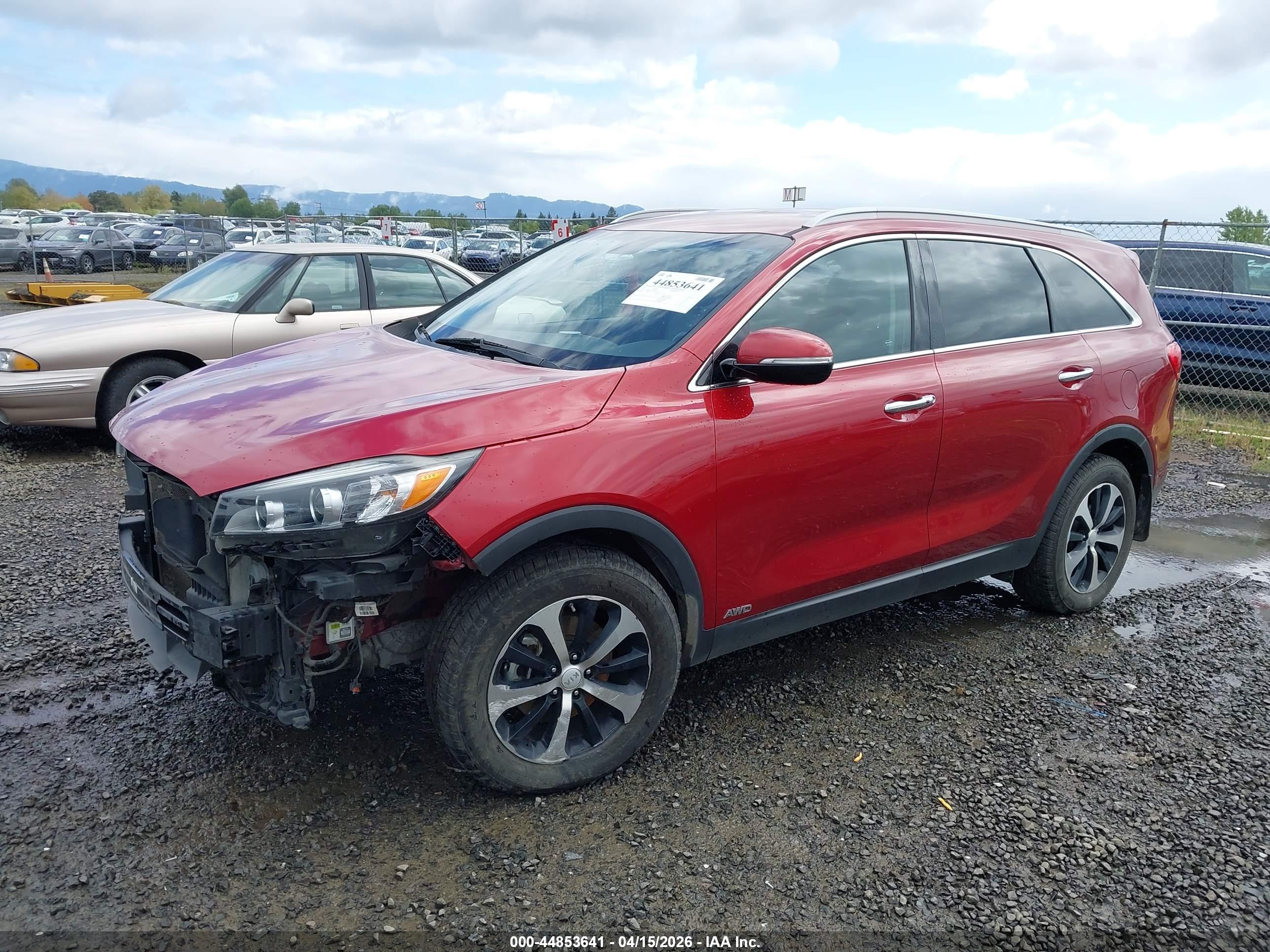 KIA SORENTO image 2