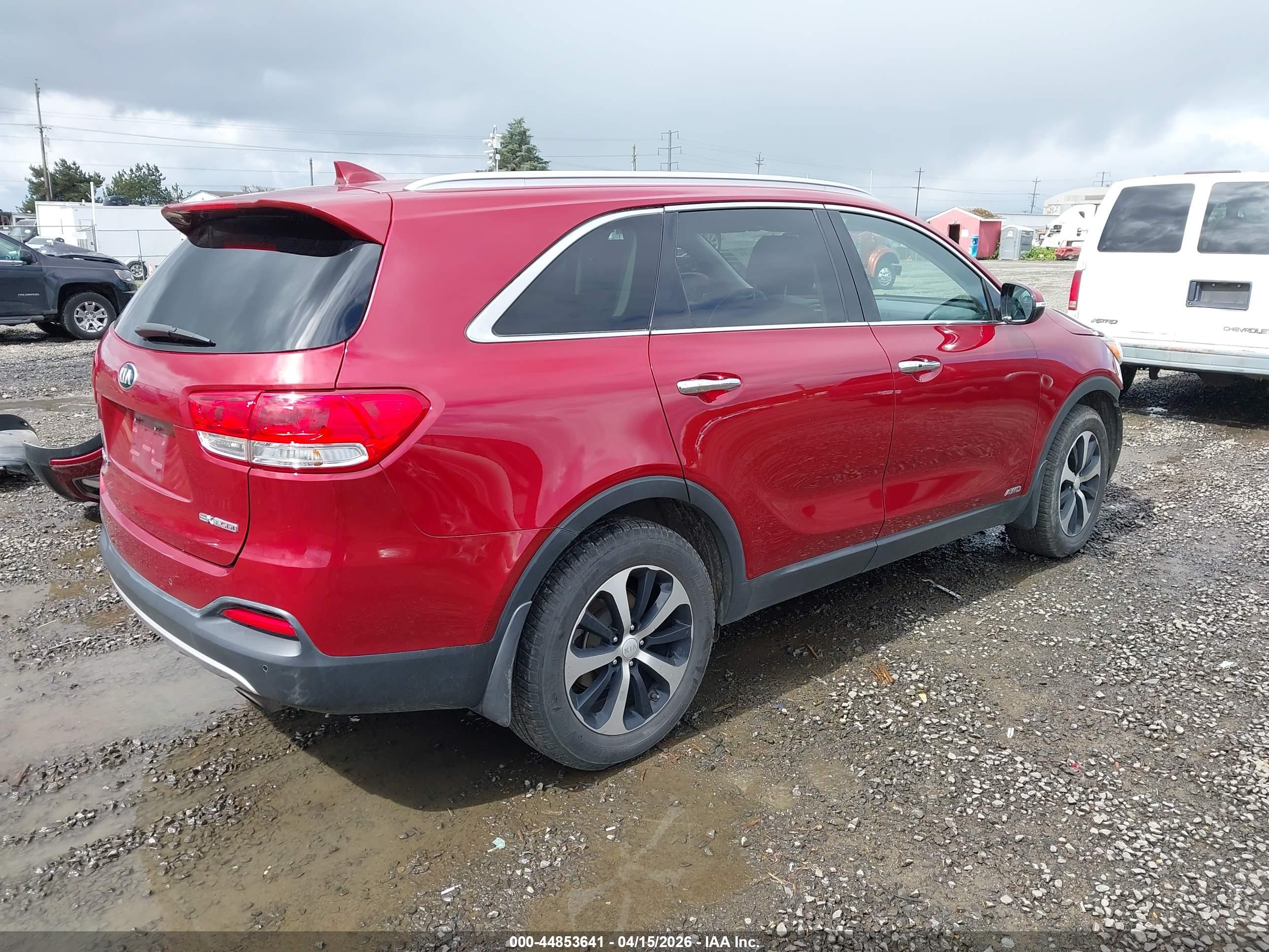 KIA SORENTO image 4