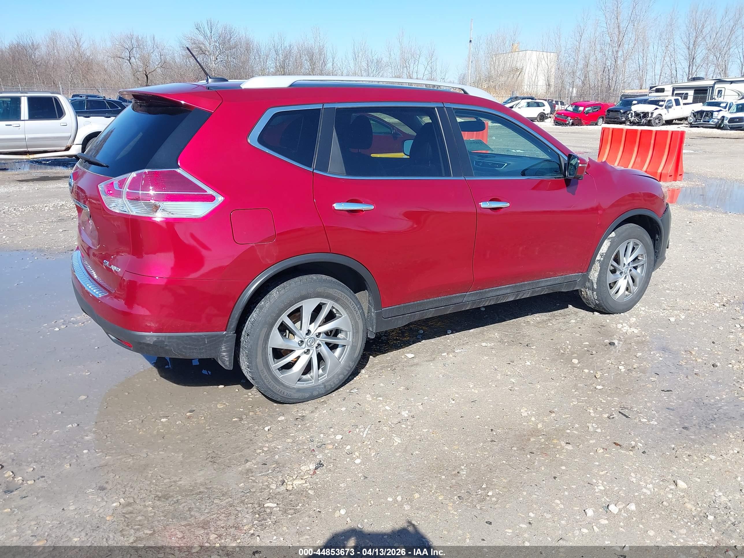 NISSAN ROGUE image 4