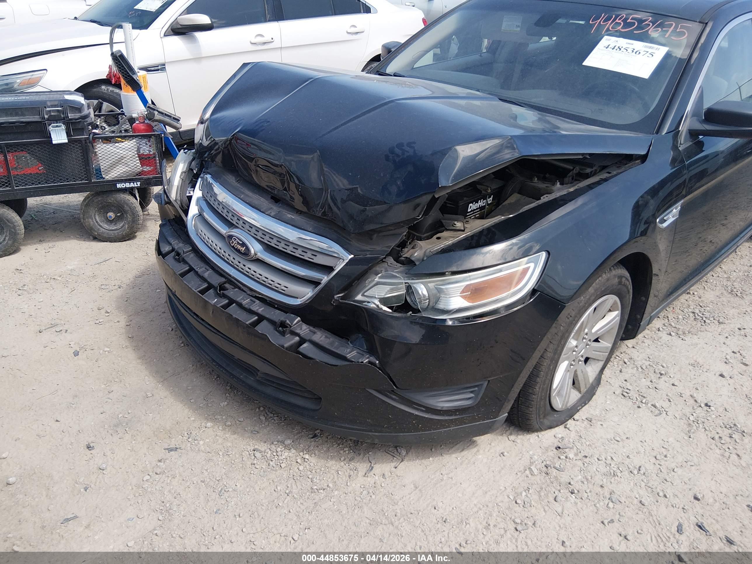 FORD TAURUS image 6