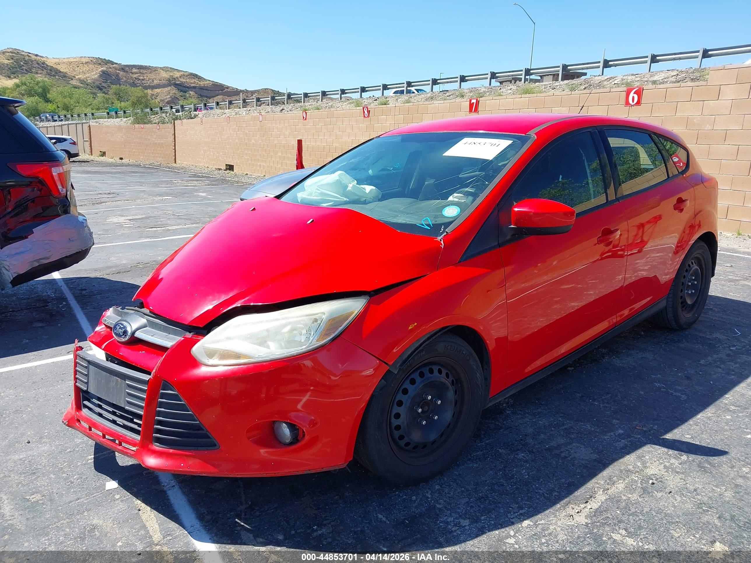 FORD FOCUS image 2