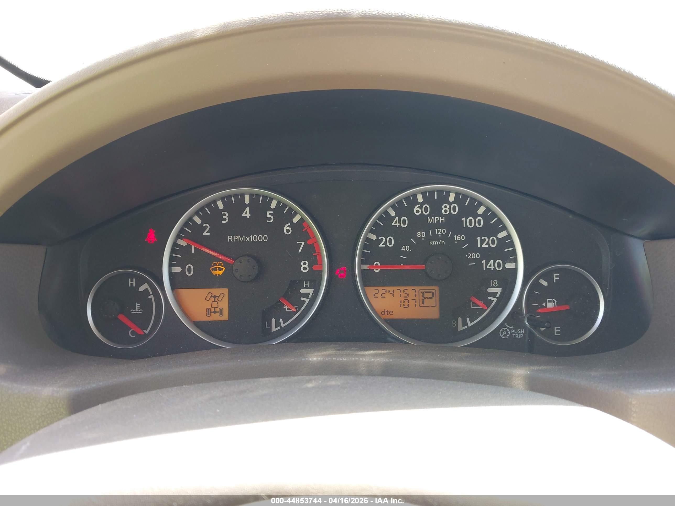 NISSAN PATHFINDER image 7