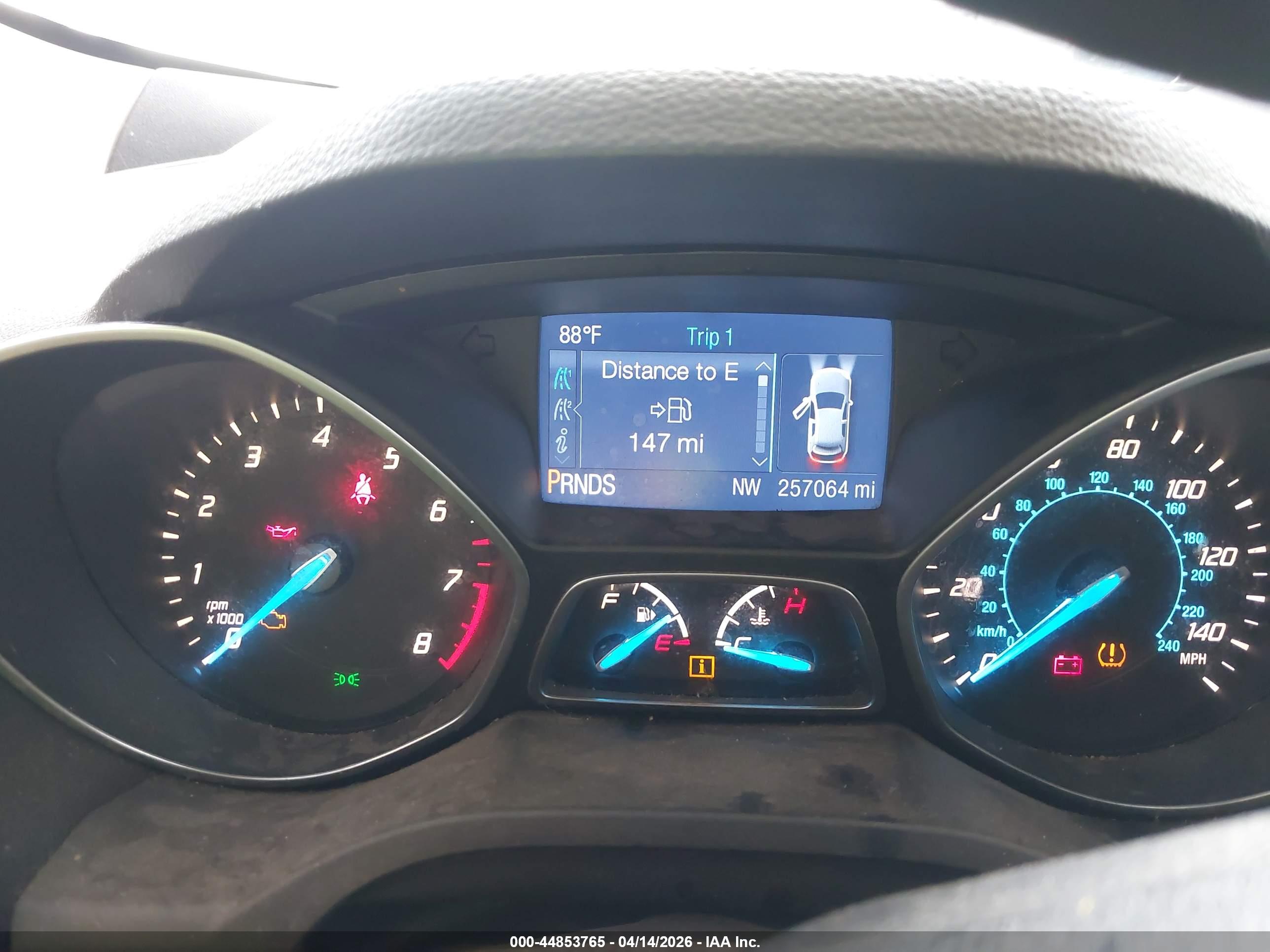 FORD ESCAPE image 7