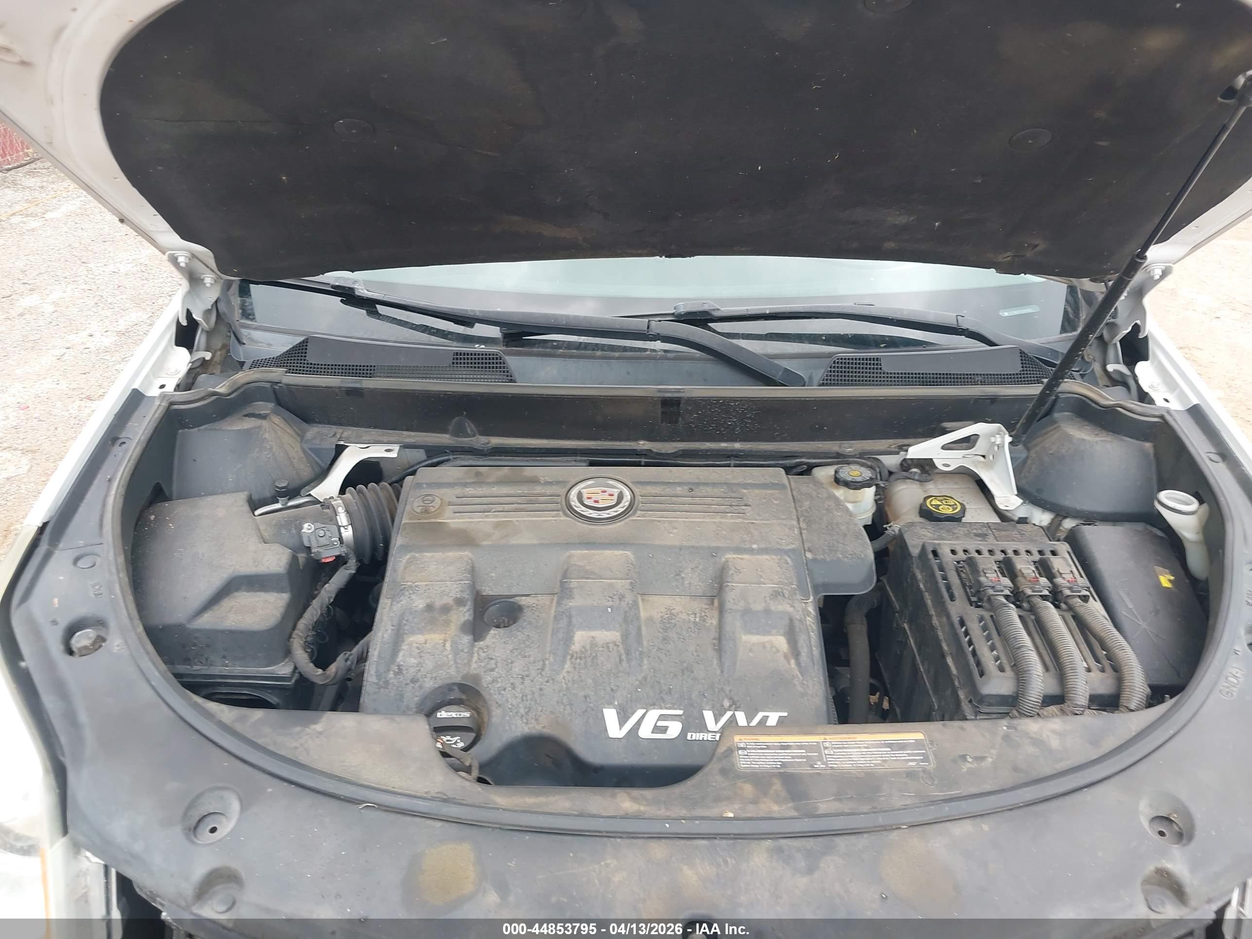 CADILLAC SRX image 10