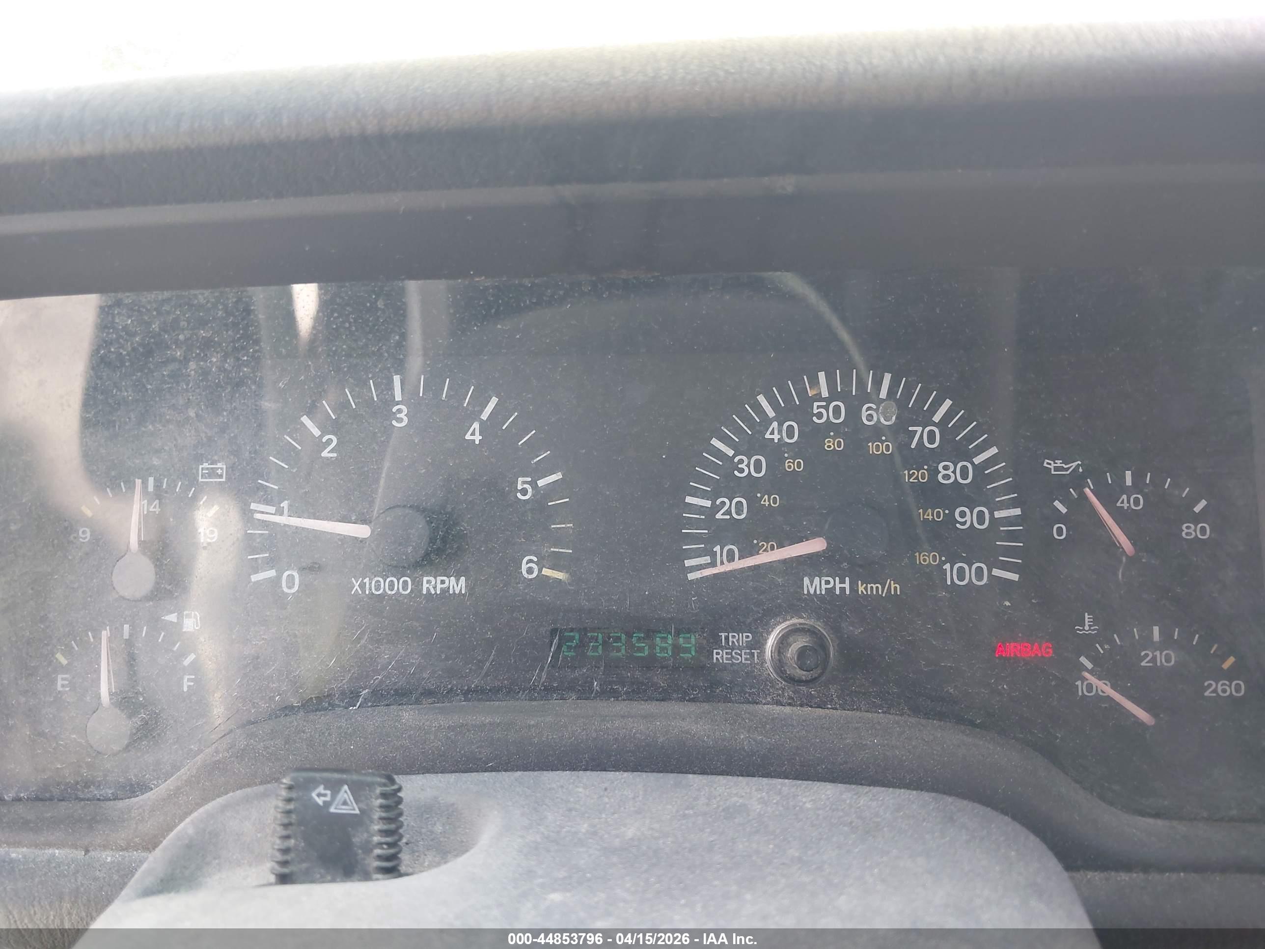 JEEP CHEROKEE image 7