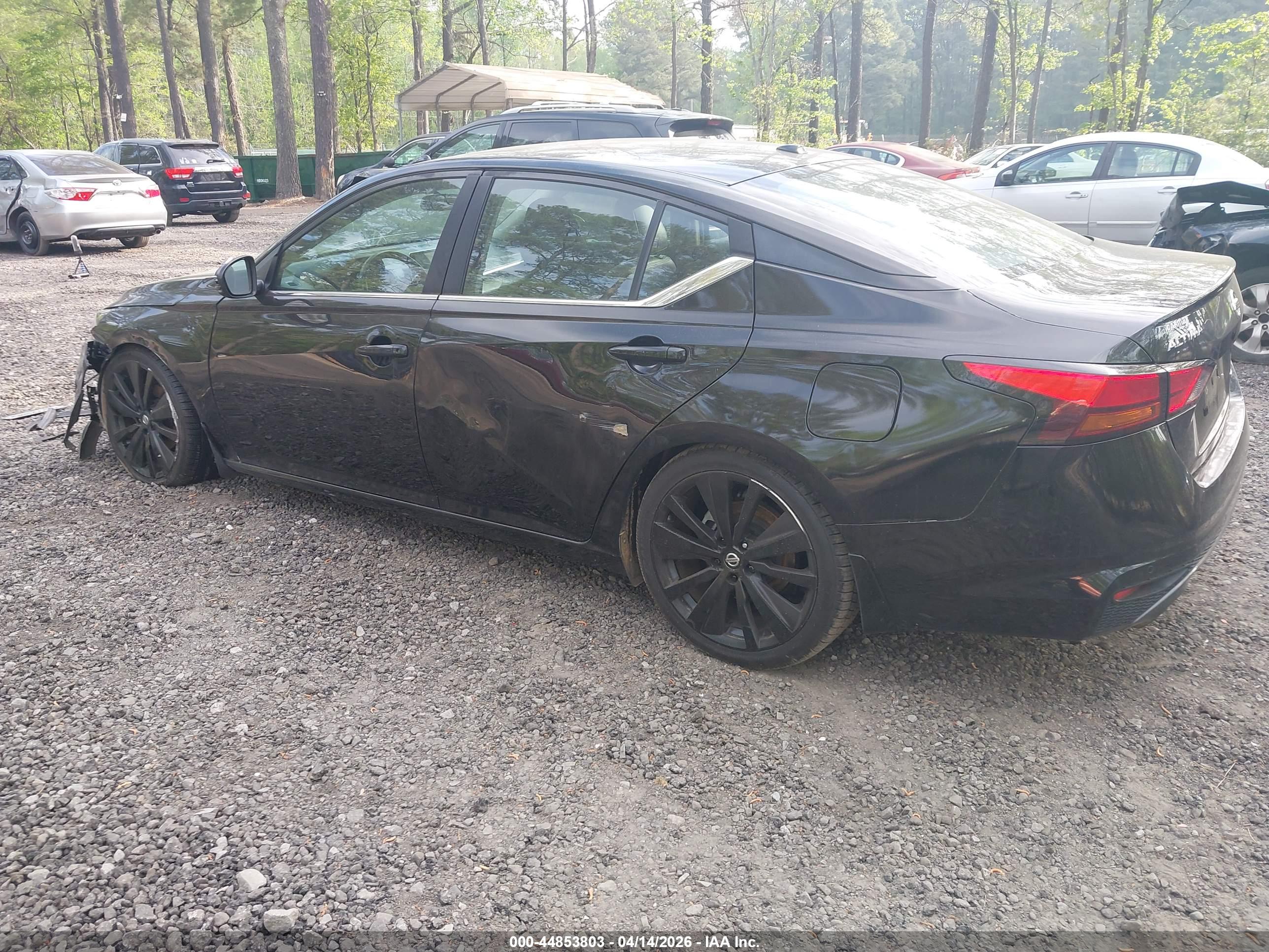 NISSAN ALTIMA image 3