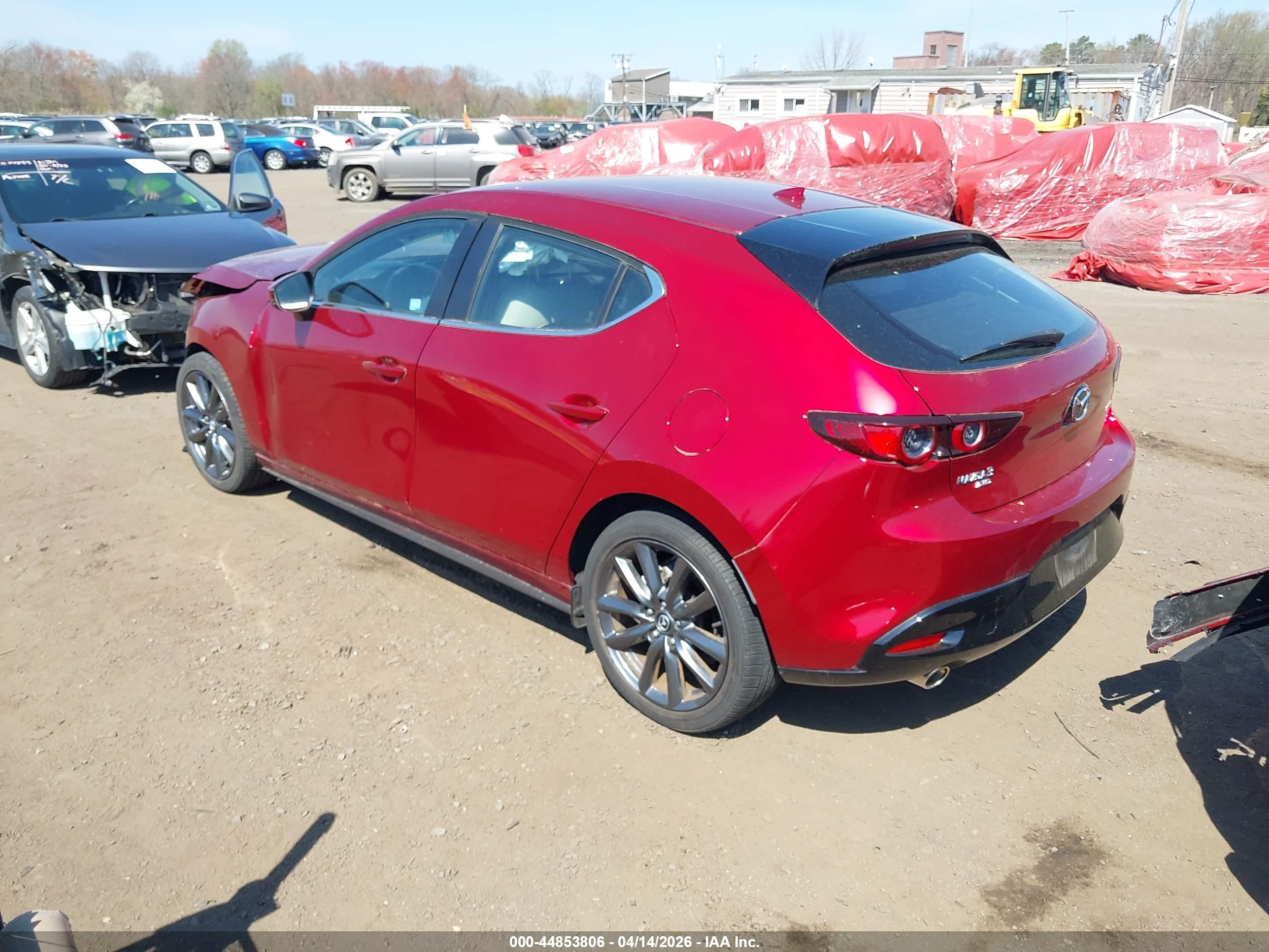 MAZDA MAZDA3 image 3