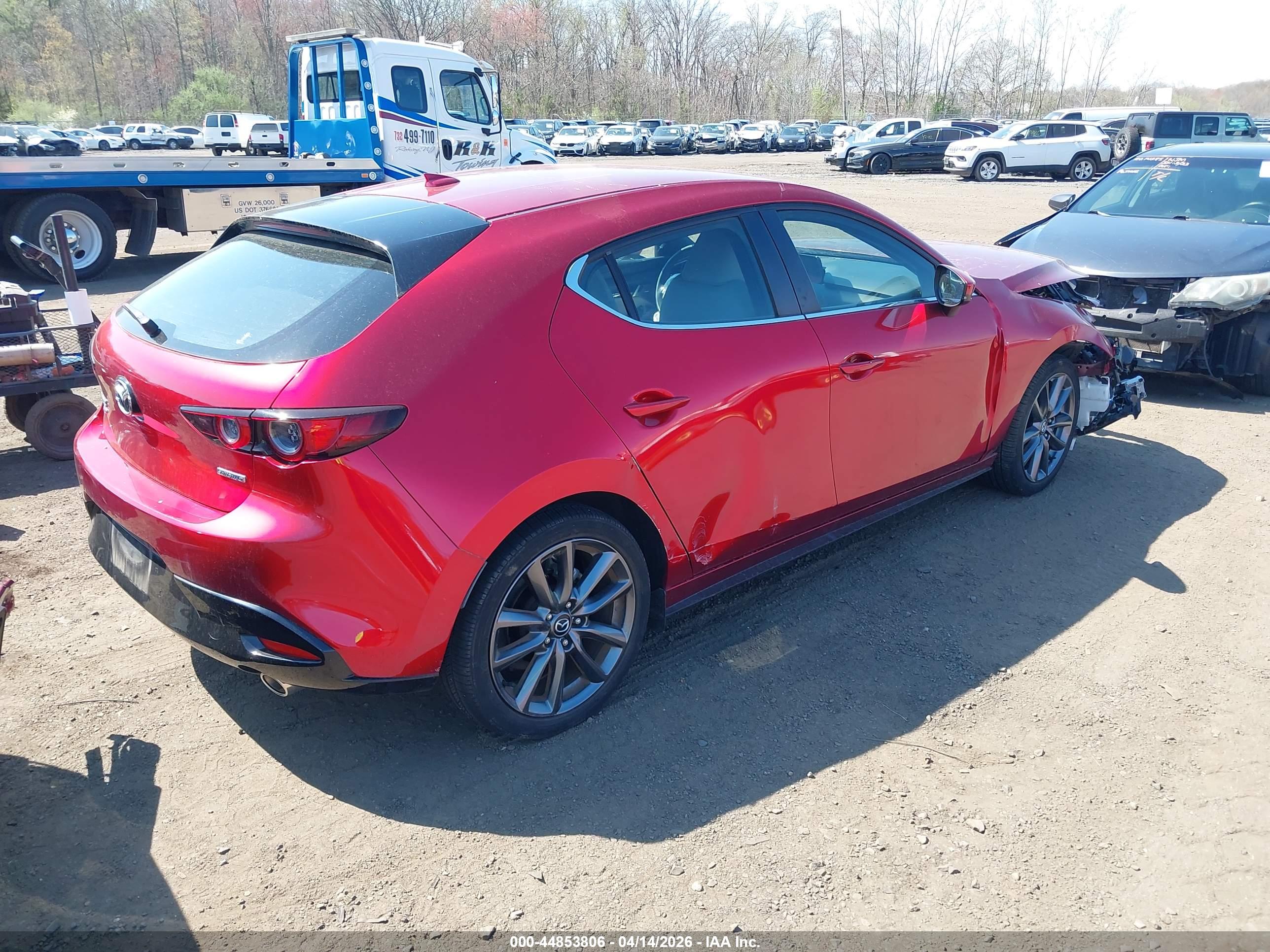 MAZDA MAZDA3 image 4