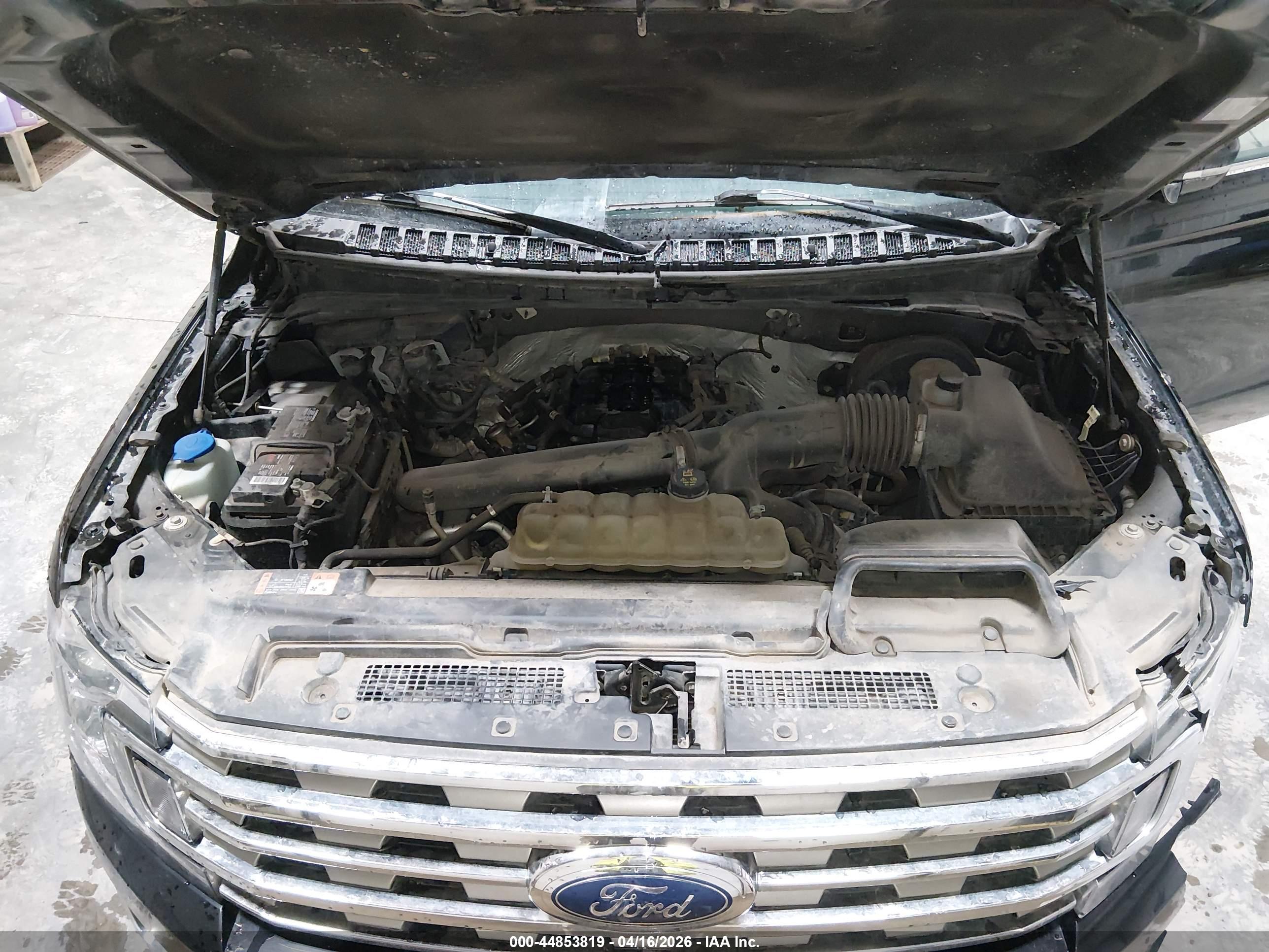 FORD EXPEDITION image 10