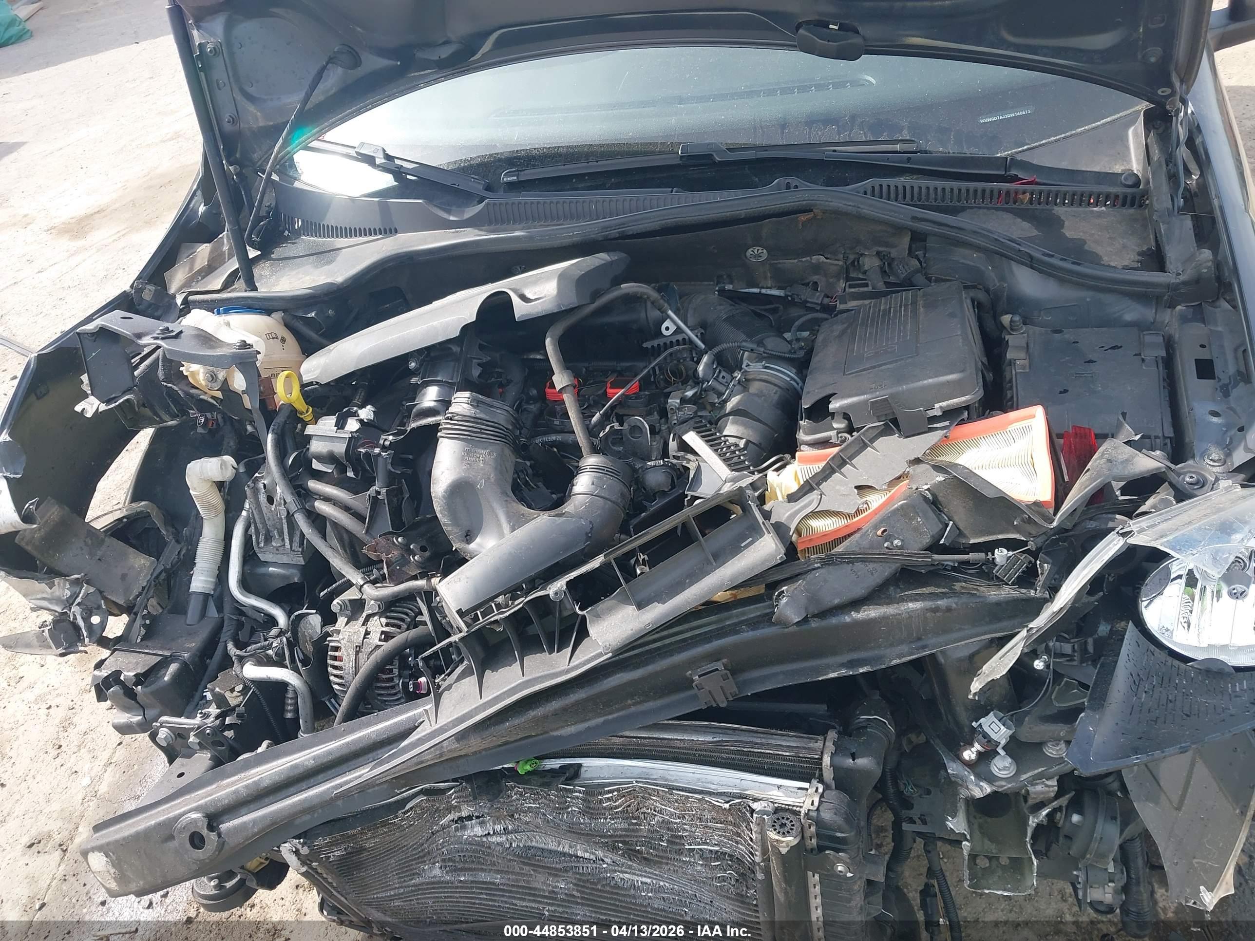 VOLKSWAGEN GTI image 10