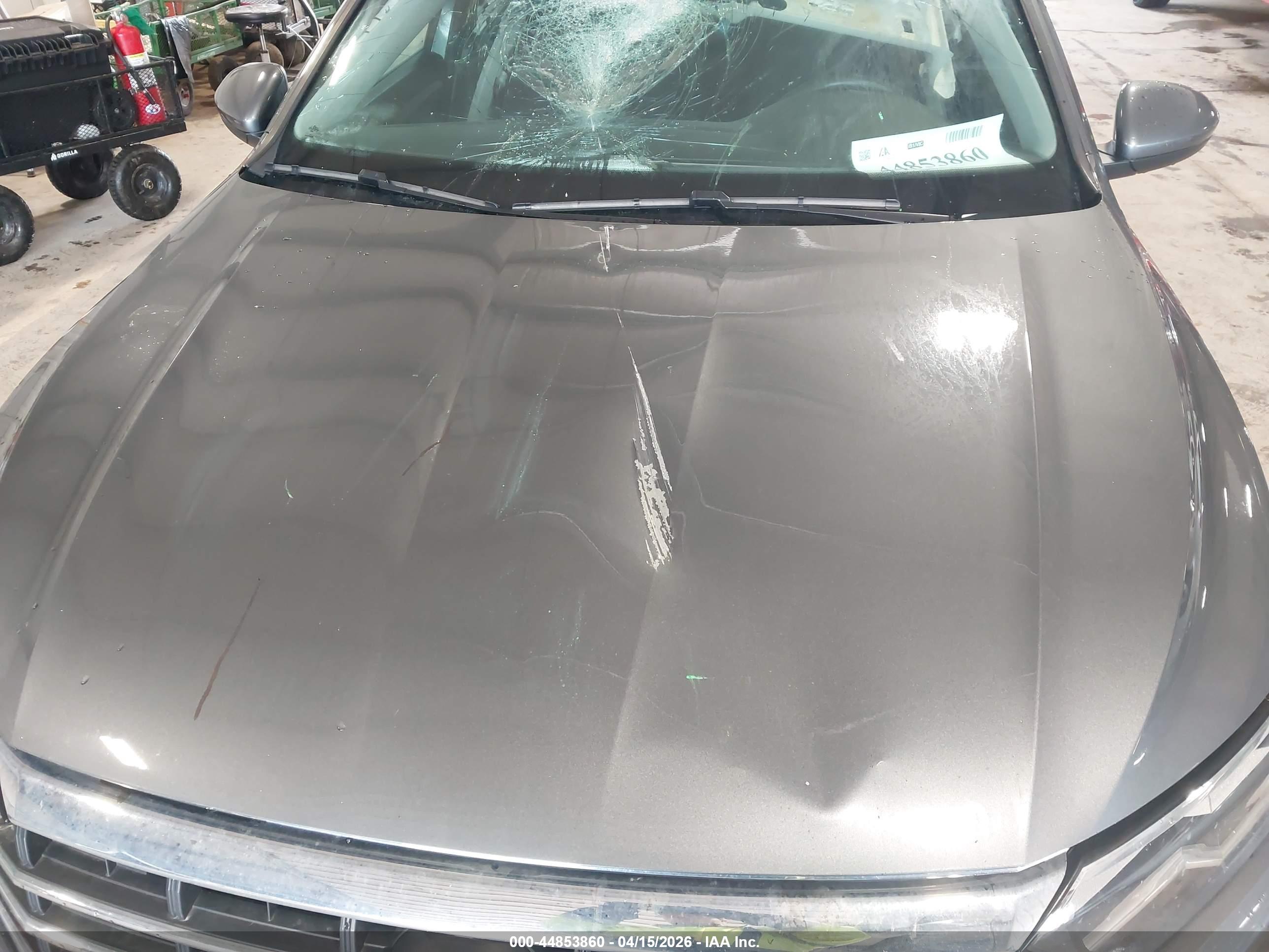 VOLKSWAGEN JETTA image 6