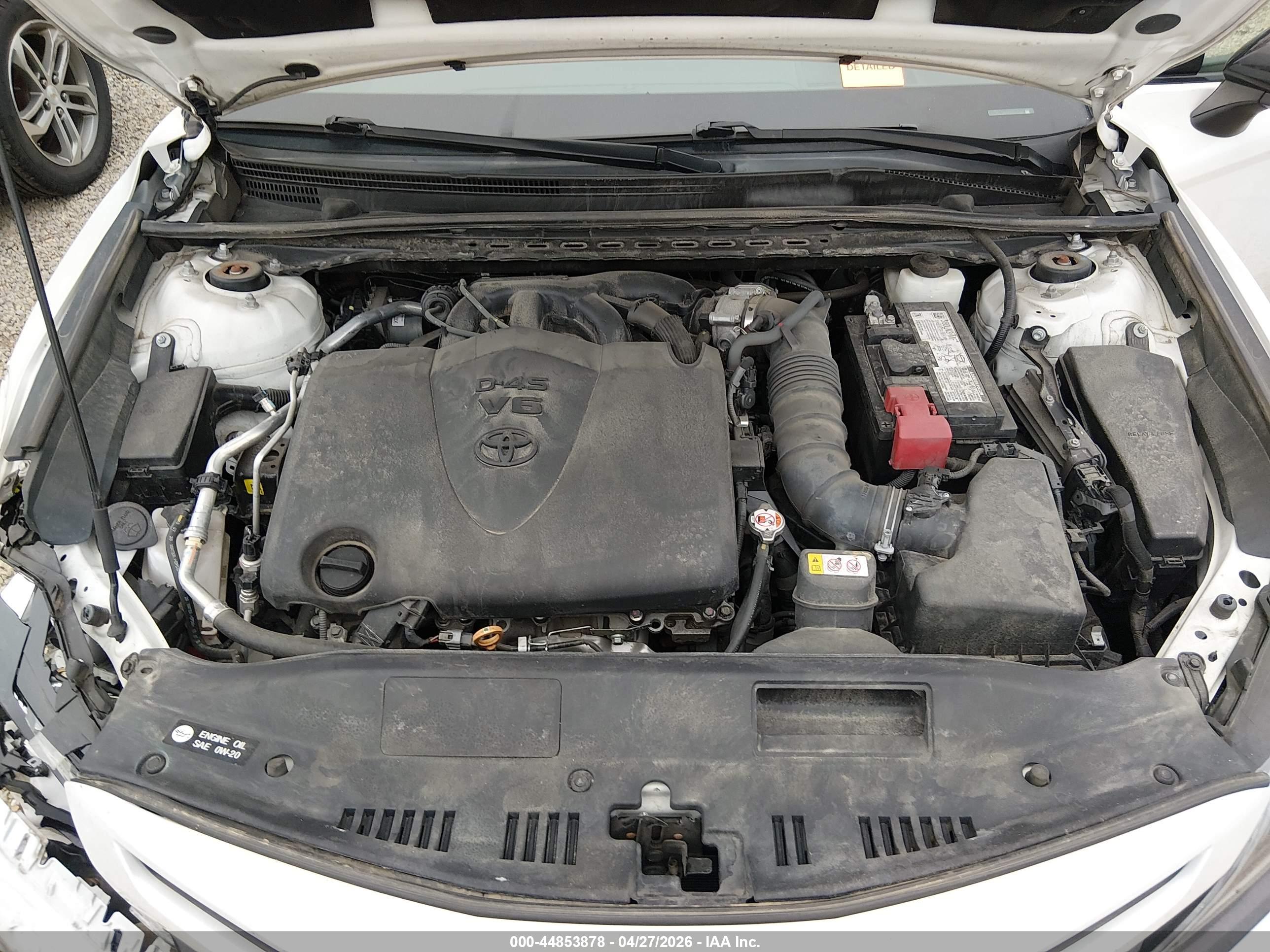 TOYOTA CAMRY image 10