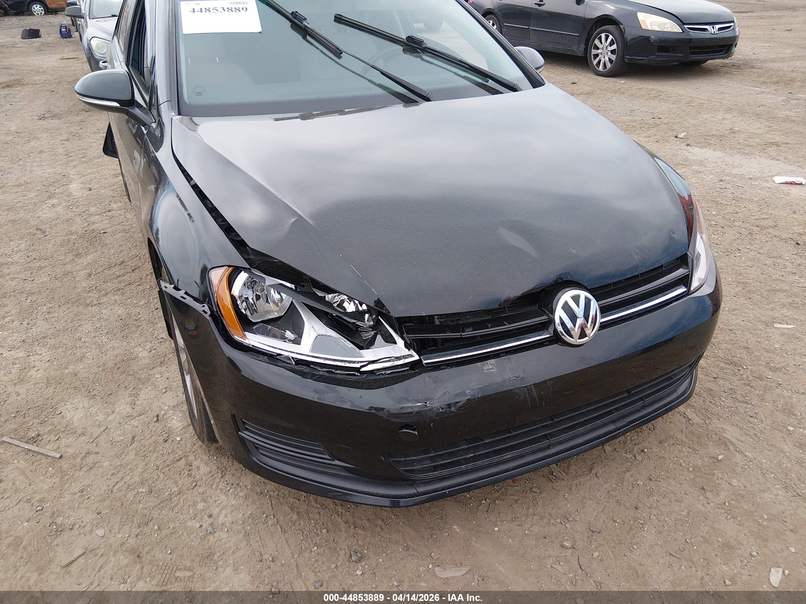 VOLKSWAGEN GOLF image 6