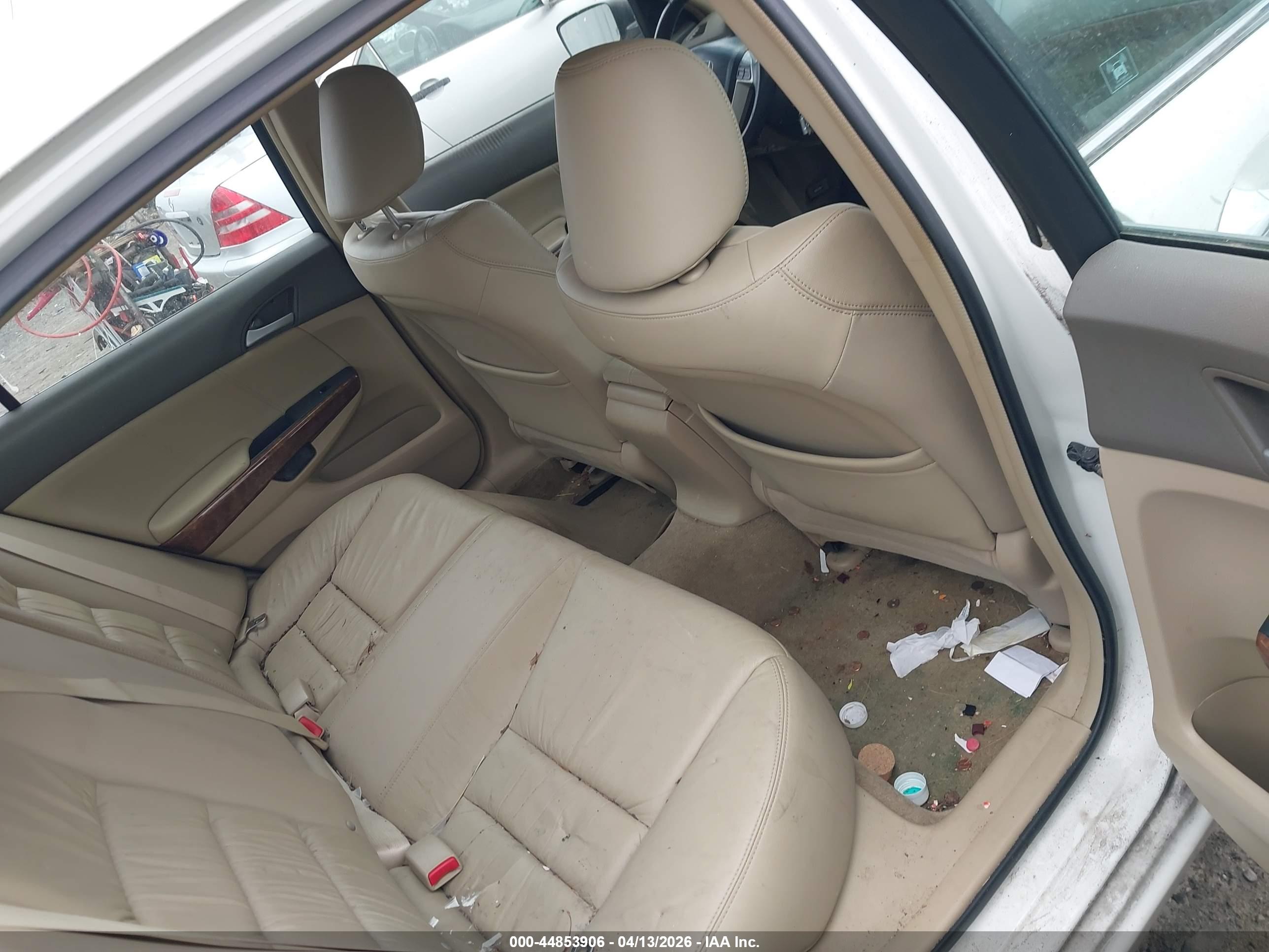 HONDA ACCORD image 8