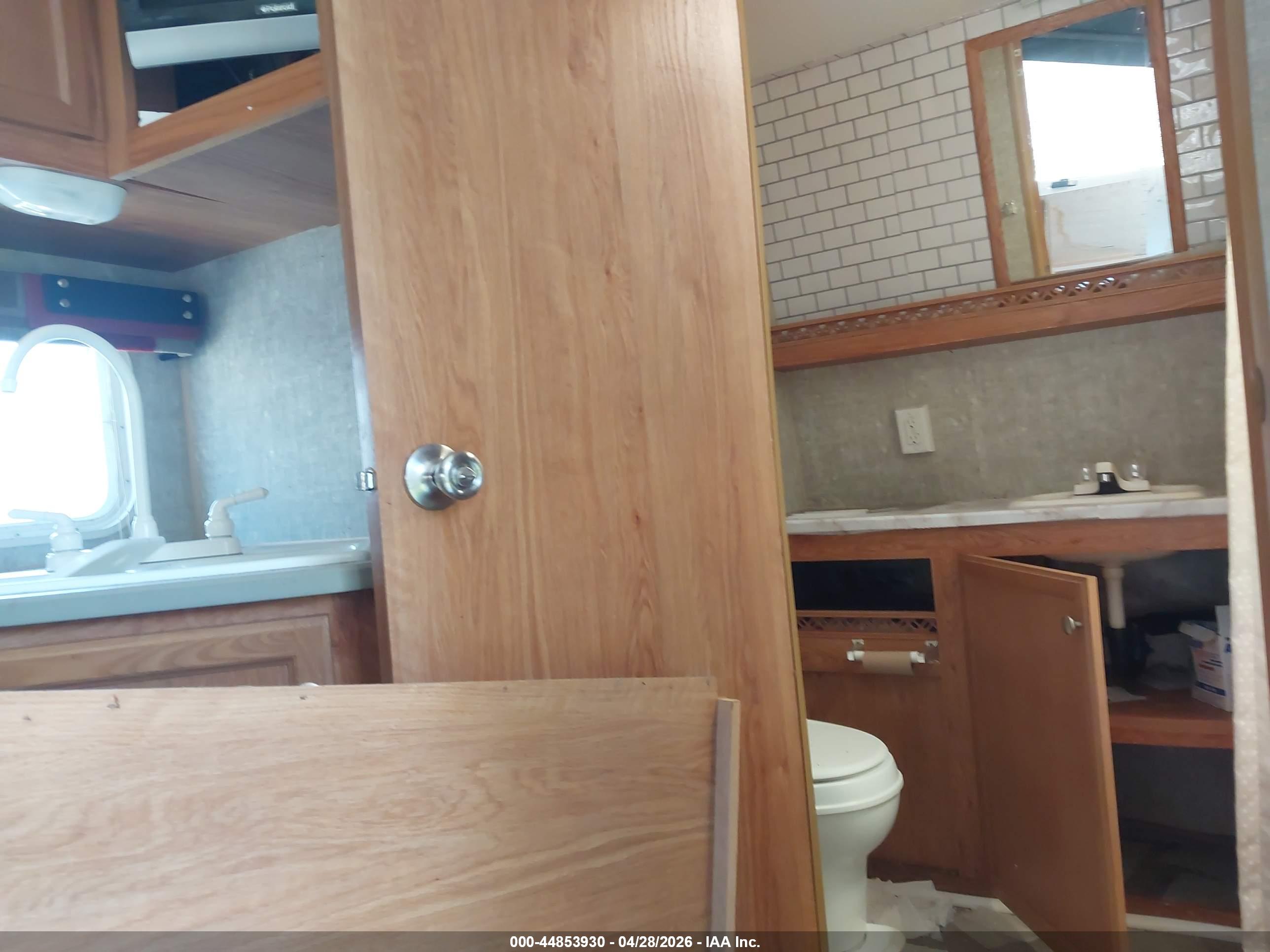 JAYCO CAMPER image 5