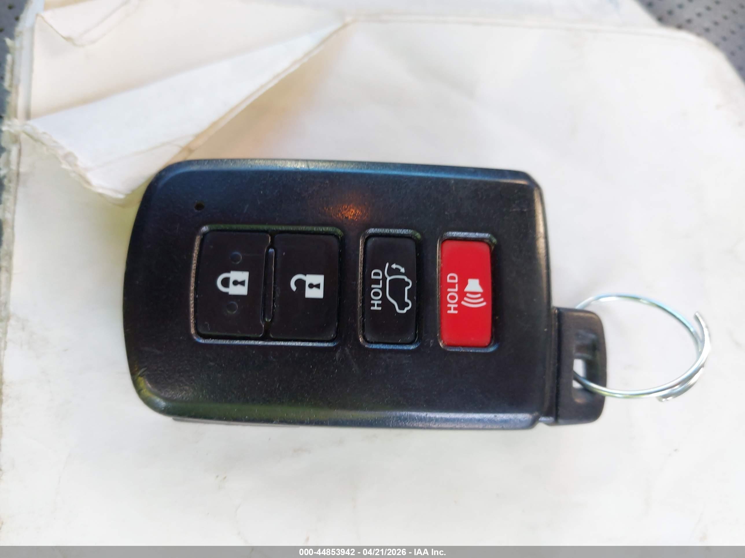 TOYOTA HIGHLANDER image 11