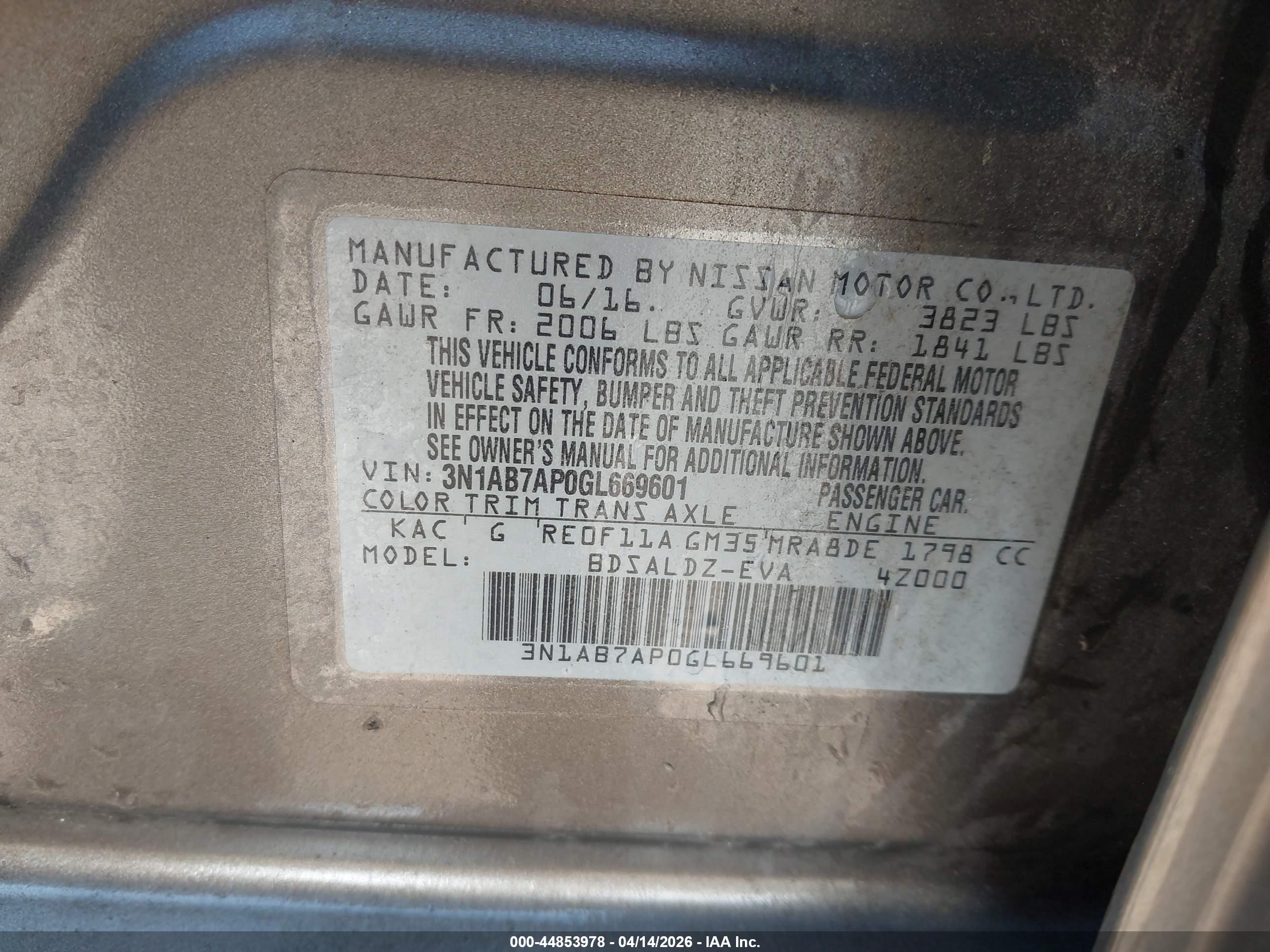 NISSAN SENTRA image 9