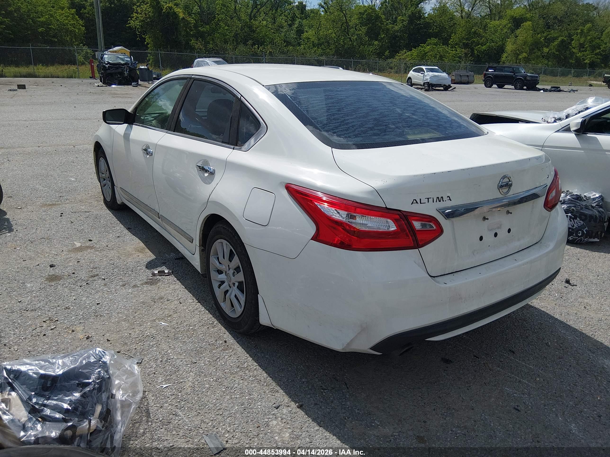 NISSAN ALTIMA image 3