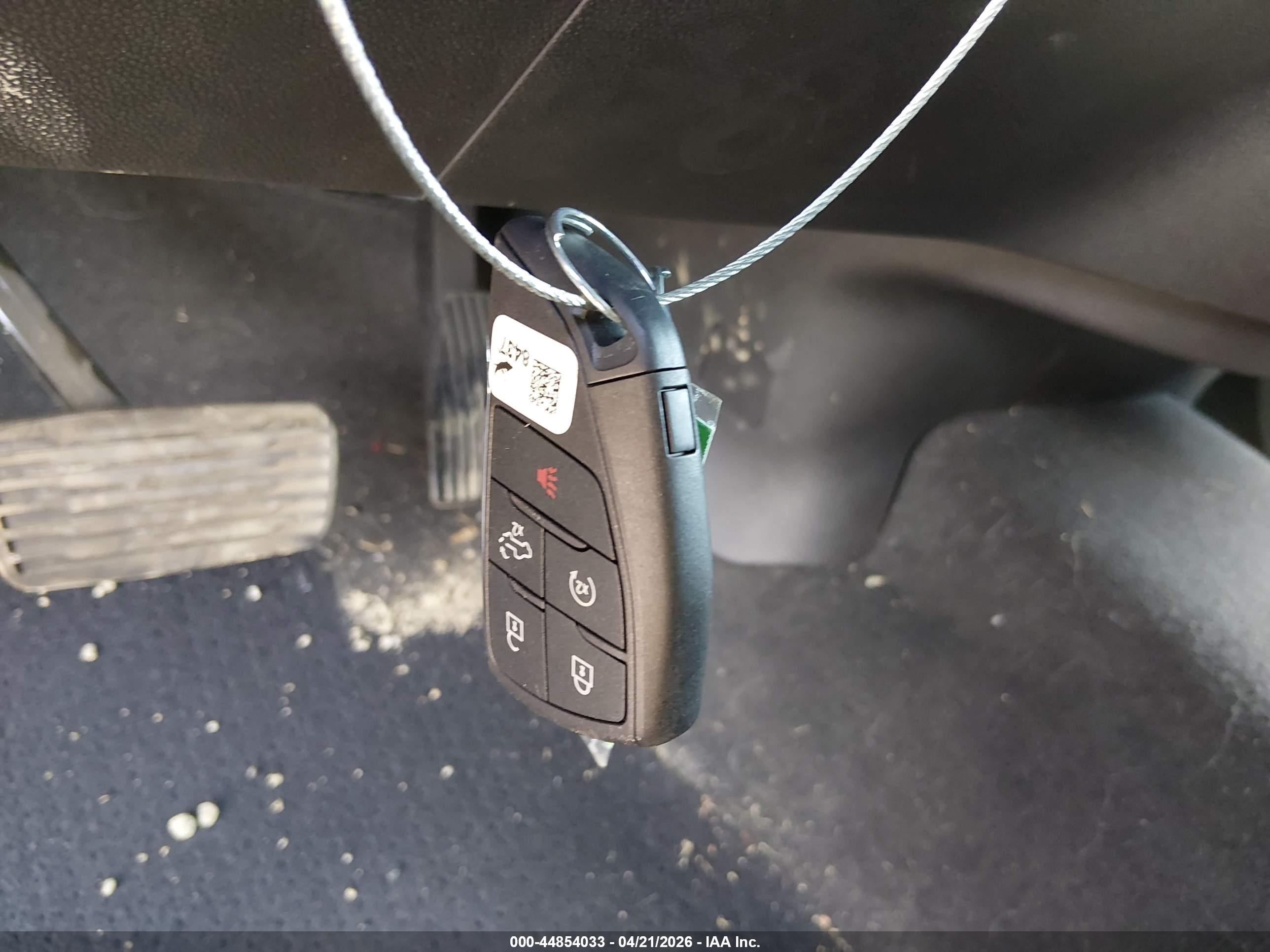 CHEVROLET SILVERADO image 11